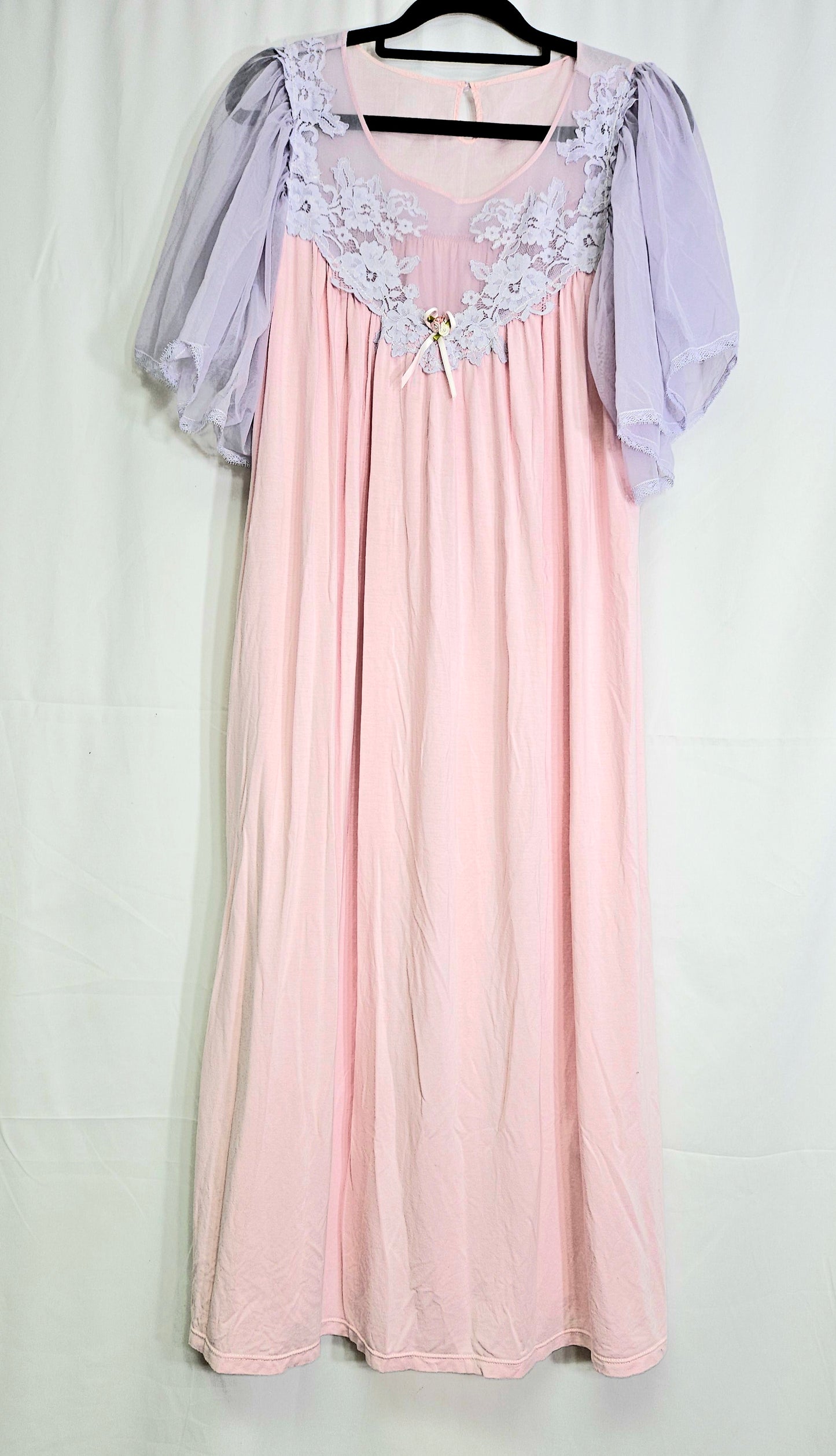 Large Vintage Slip wear - slip Dress-nighty (best fit 14-16)