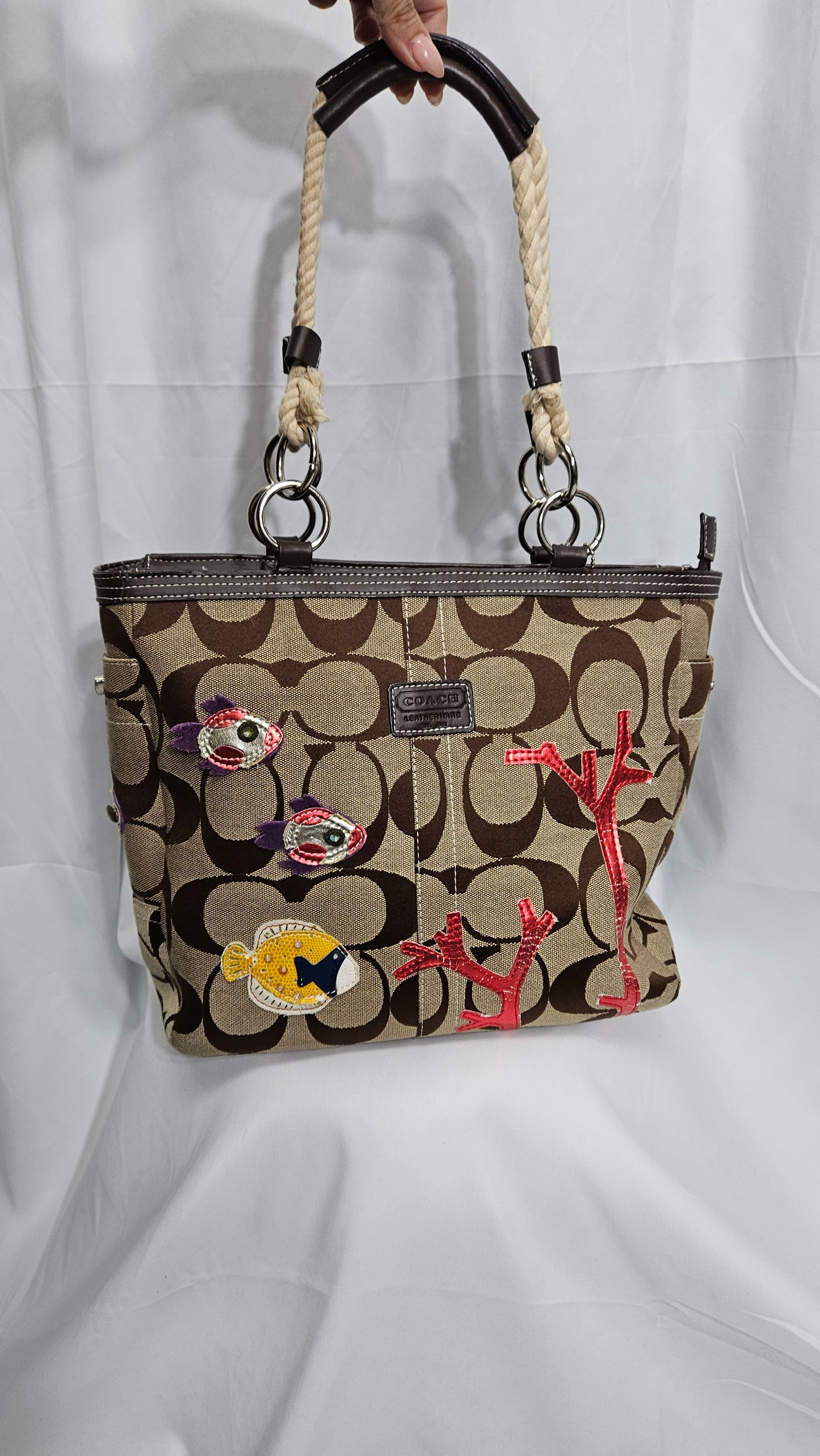 Vintage Coach-Inspired Patchwork Handbag – A Timeless Treasure