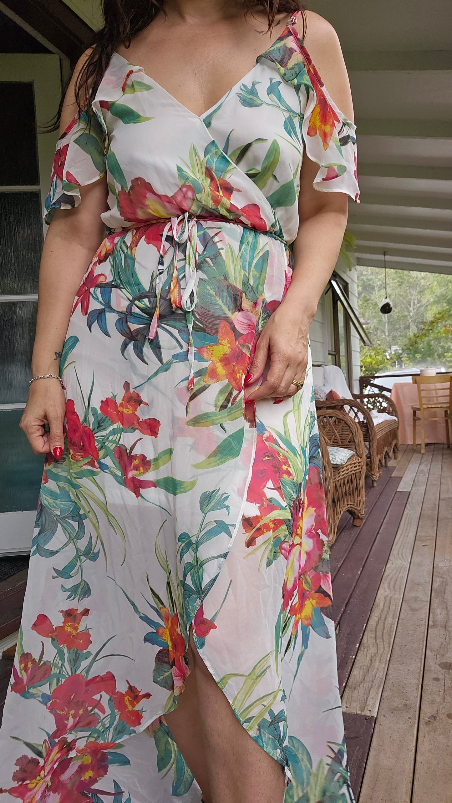 Wrap Dress Strappy cold shoulder frill - Wrap long dress with floral print in white, coral and green color