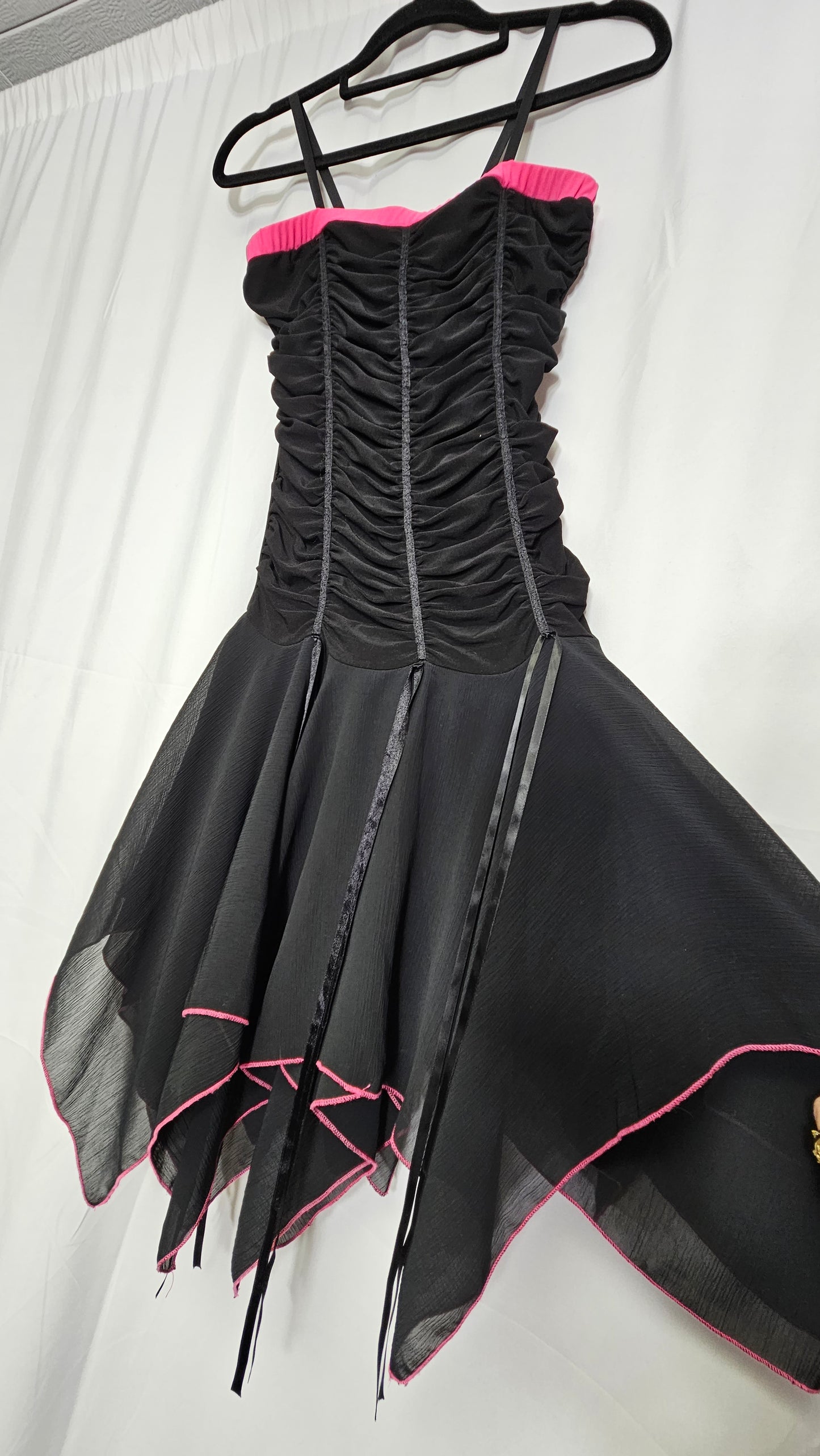 Lovely vintage Black & Pink Ruched dress- y2k asymmetrical hem Dress