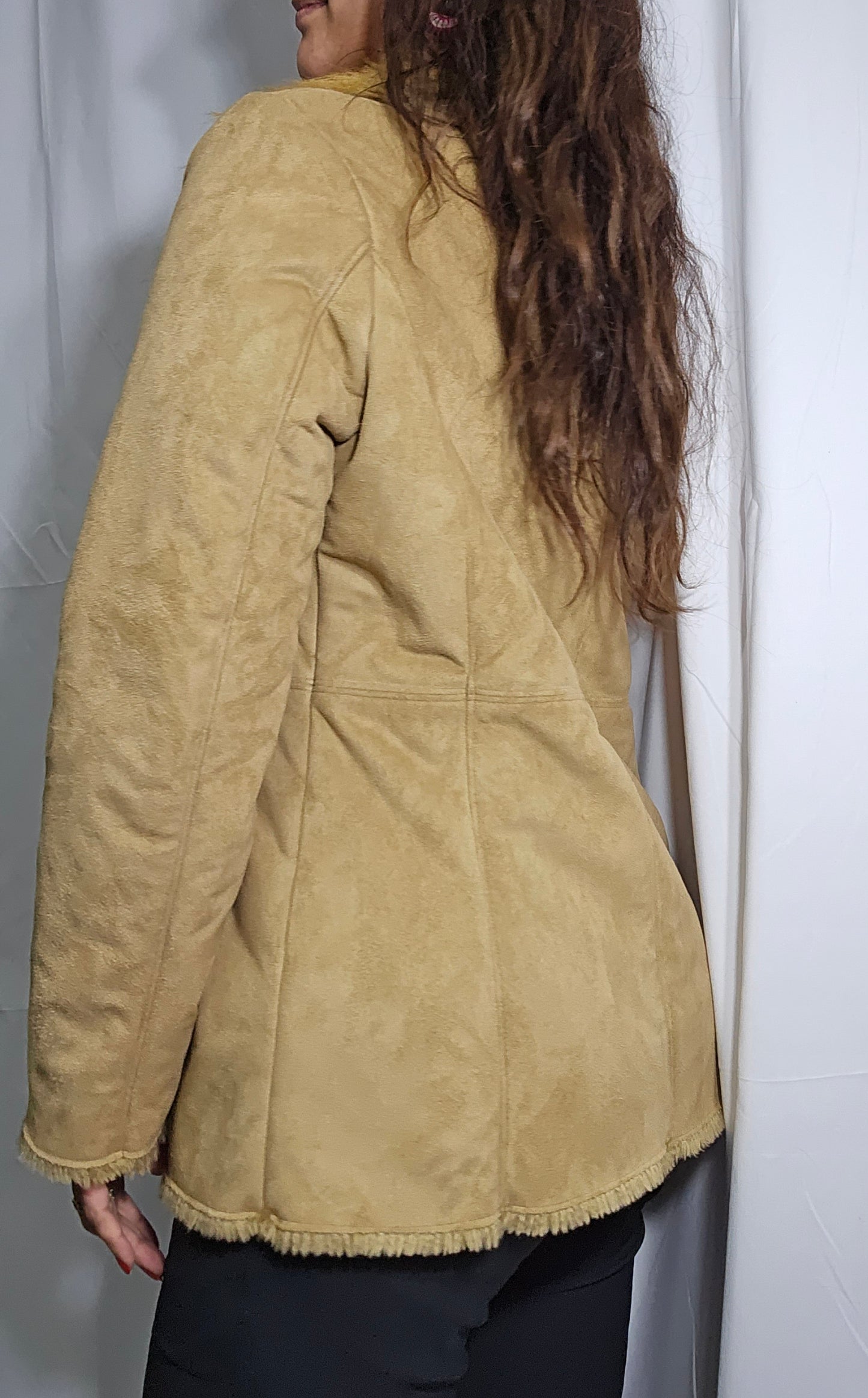 Fluffy tan Coat - Preloved Faux Fur Retro Style - Size 12. Fur Coat