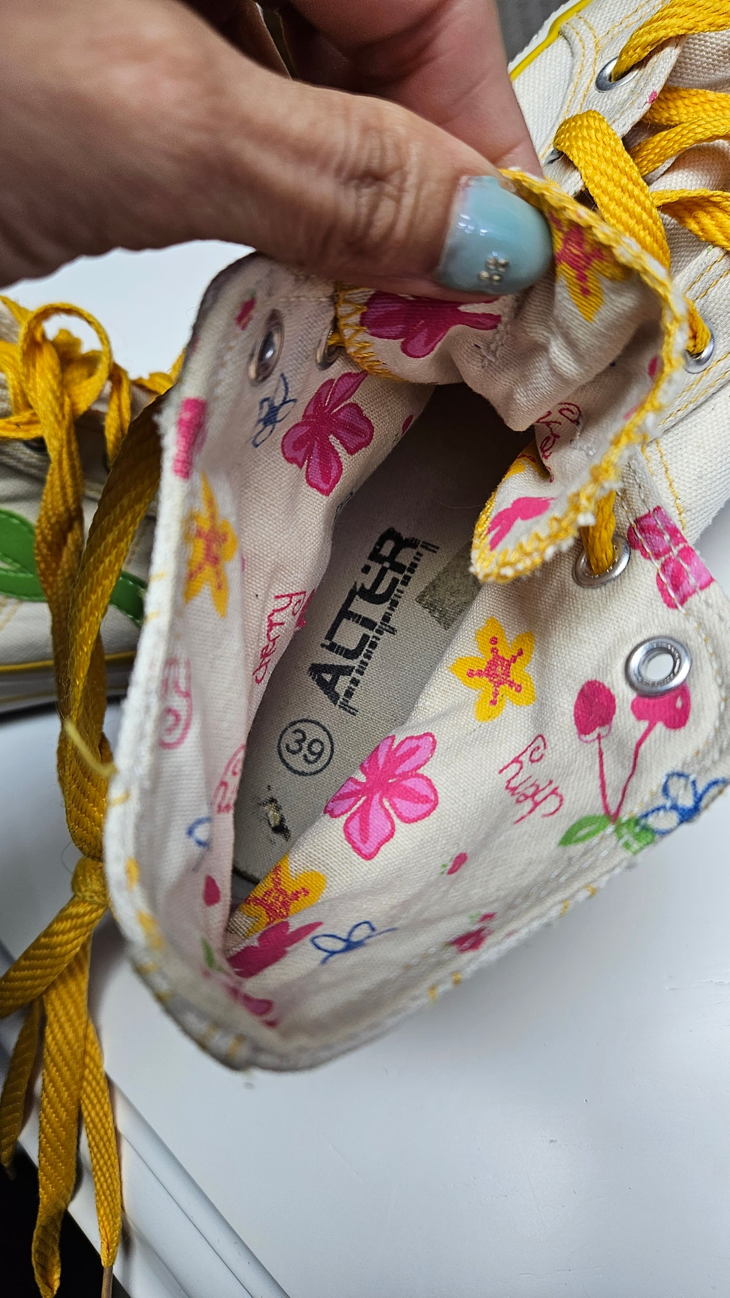 Flower shoes Women's canva trainers