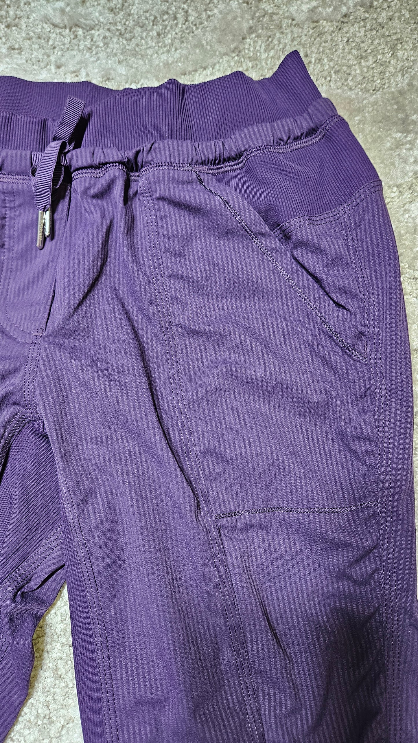 Lululemon Womens Black Street To Studio Pant II Unlined 26”Size 6 Stretch Yoga