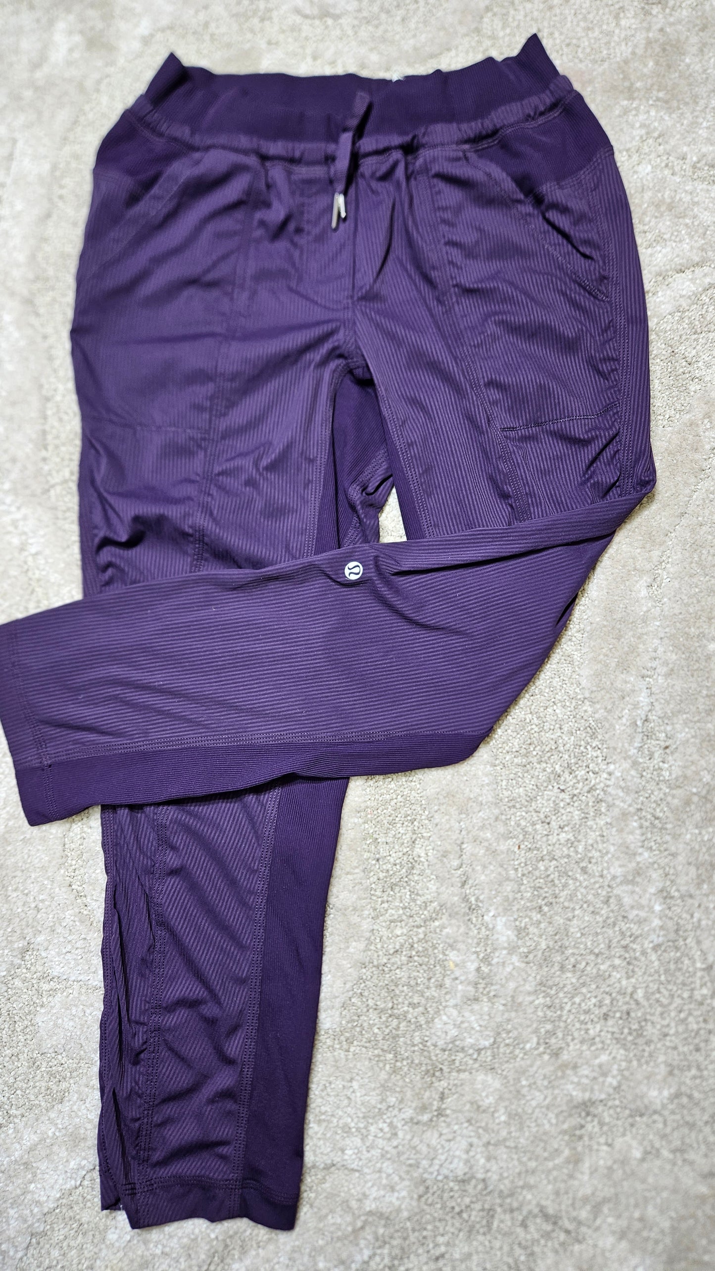 Lululemon Womens purple Street To Studio Pant II Unlined 26”Size 6 Stretch Yoga