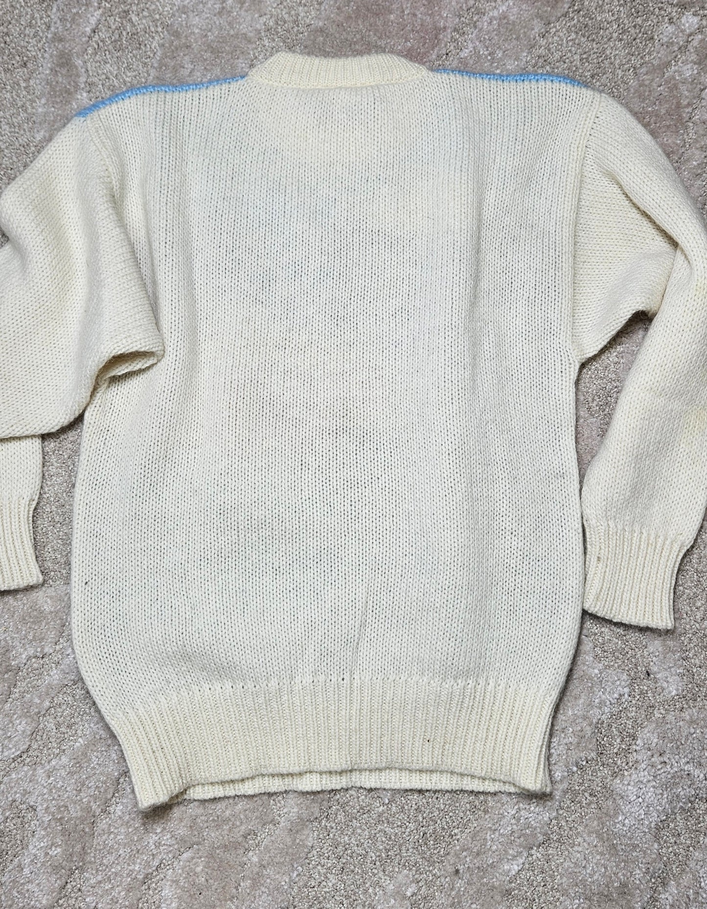 Vintage knit 40% mohair and 60% lambswool sweater