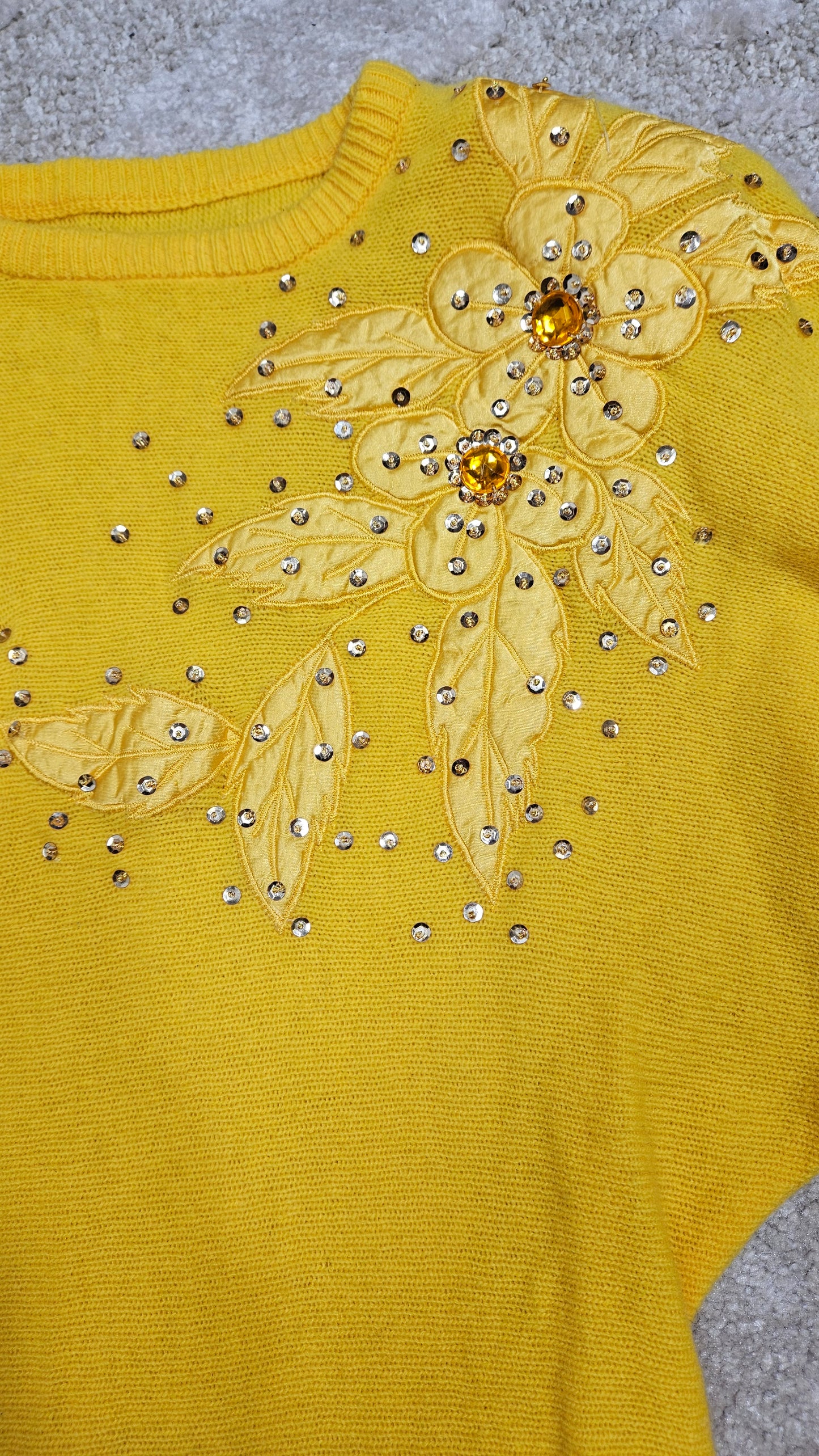 Vintage 80s Sweater Floral Embroidery Crewneck Pullover with shoulder pads Yellow