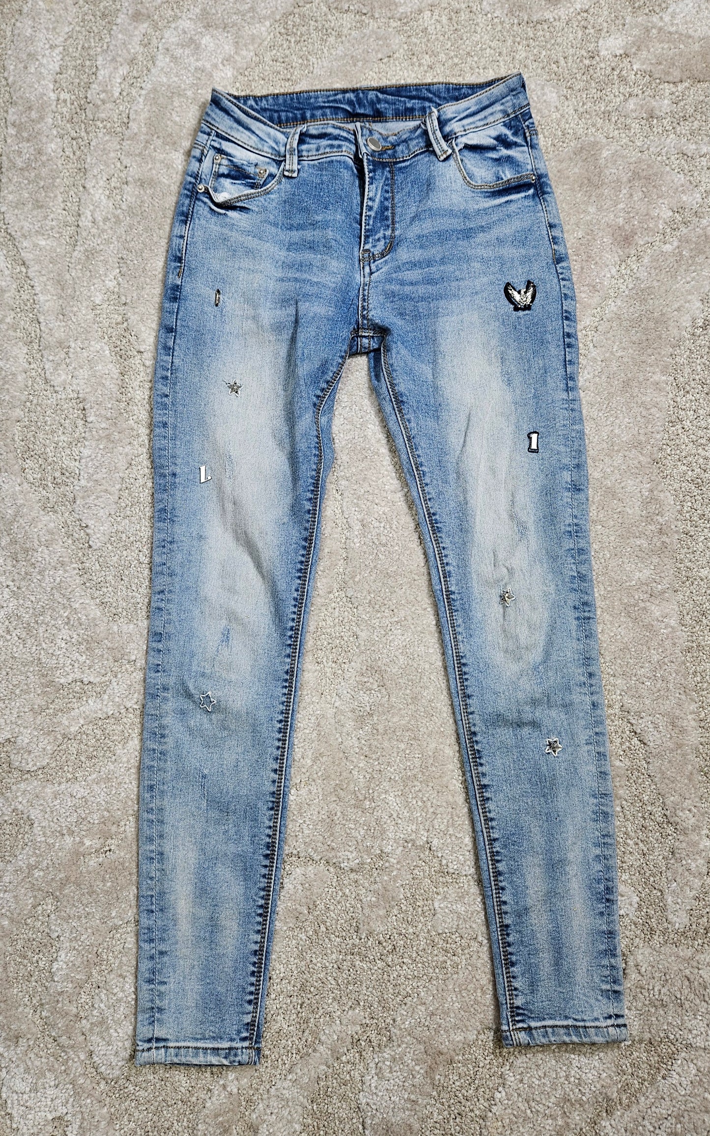 Stunning denim pants size 28. Medium rise jeans Denim jeans