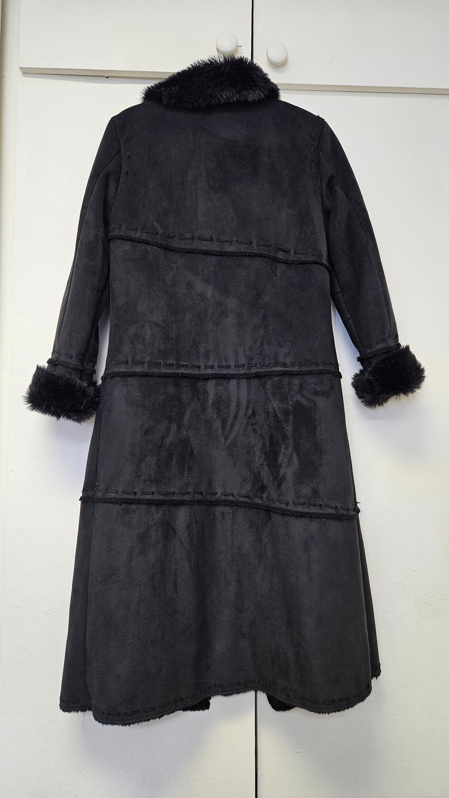 Long Coat Black Faux Fur Retro Style - Size 12