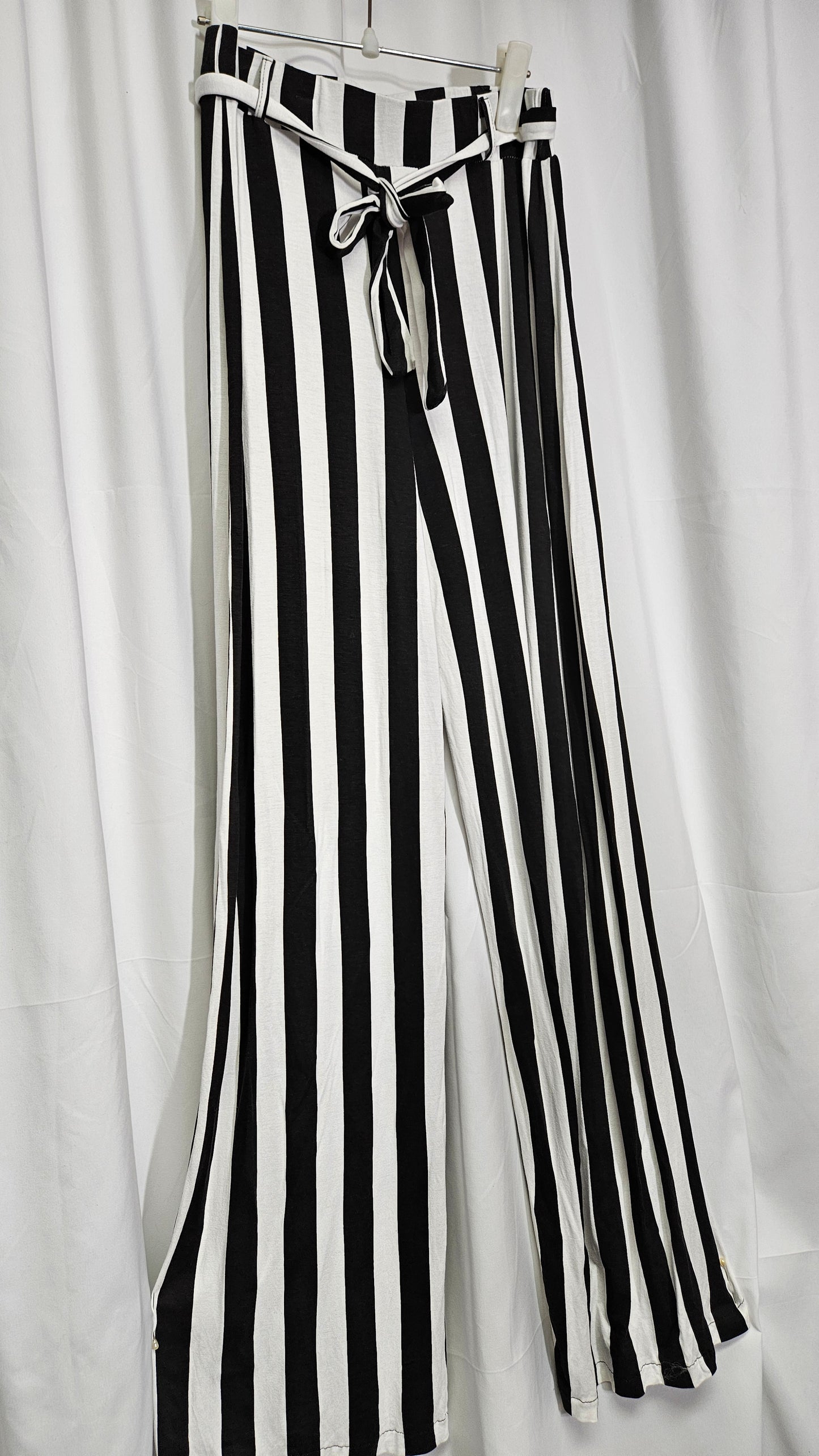 Stretchy Wide leg striped pants - Trousers Size 12