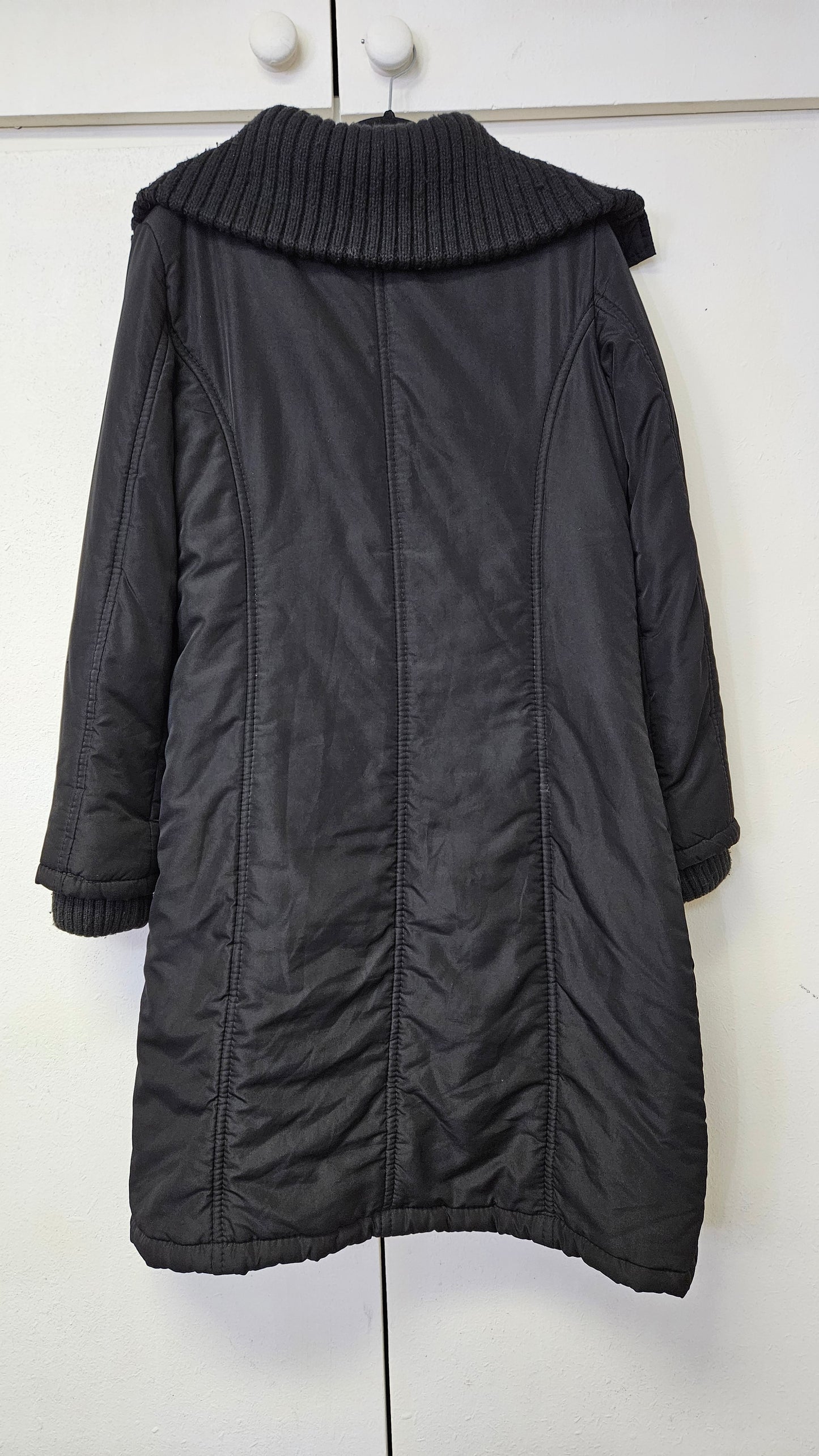 Mgo puffes warm winter Black jacket coat Size M