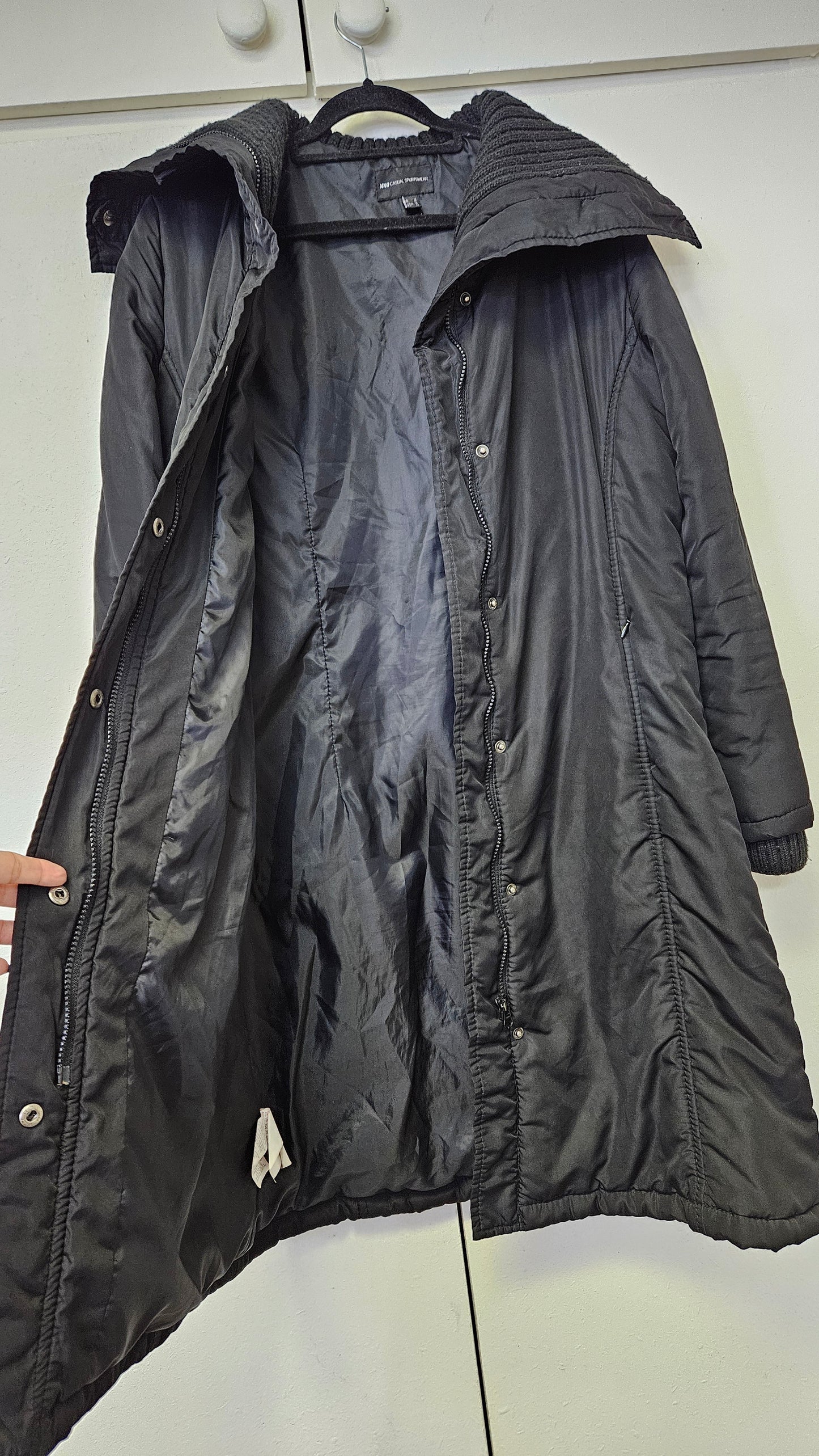 Mgo puffes warm winter Black jacket coat Size M