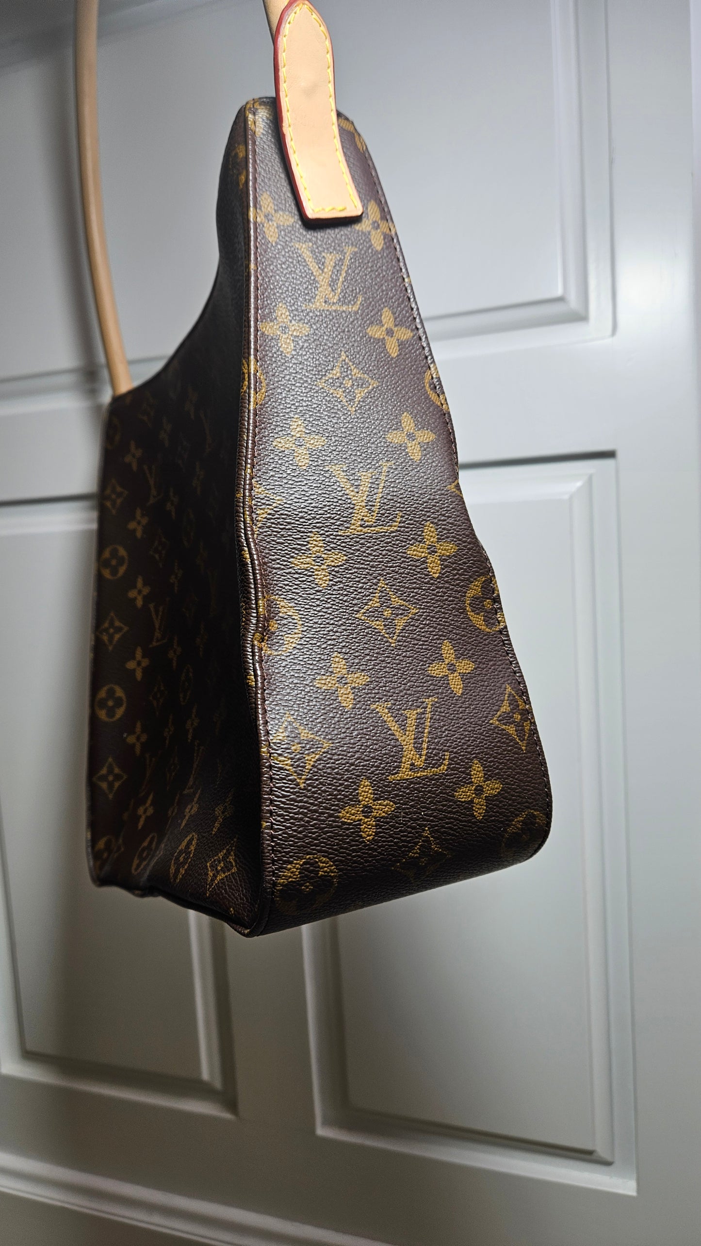 Authentic second hand Louis Vuitton Monogram Looping GM Shoulder Bag M51145 Used