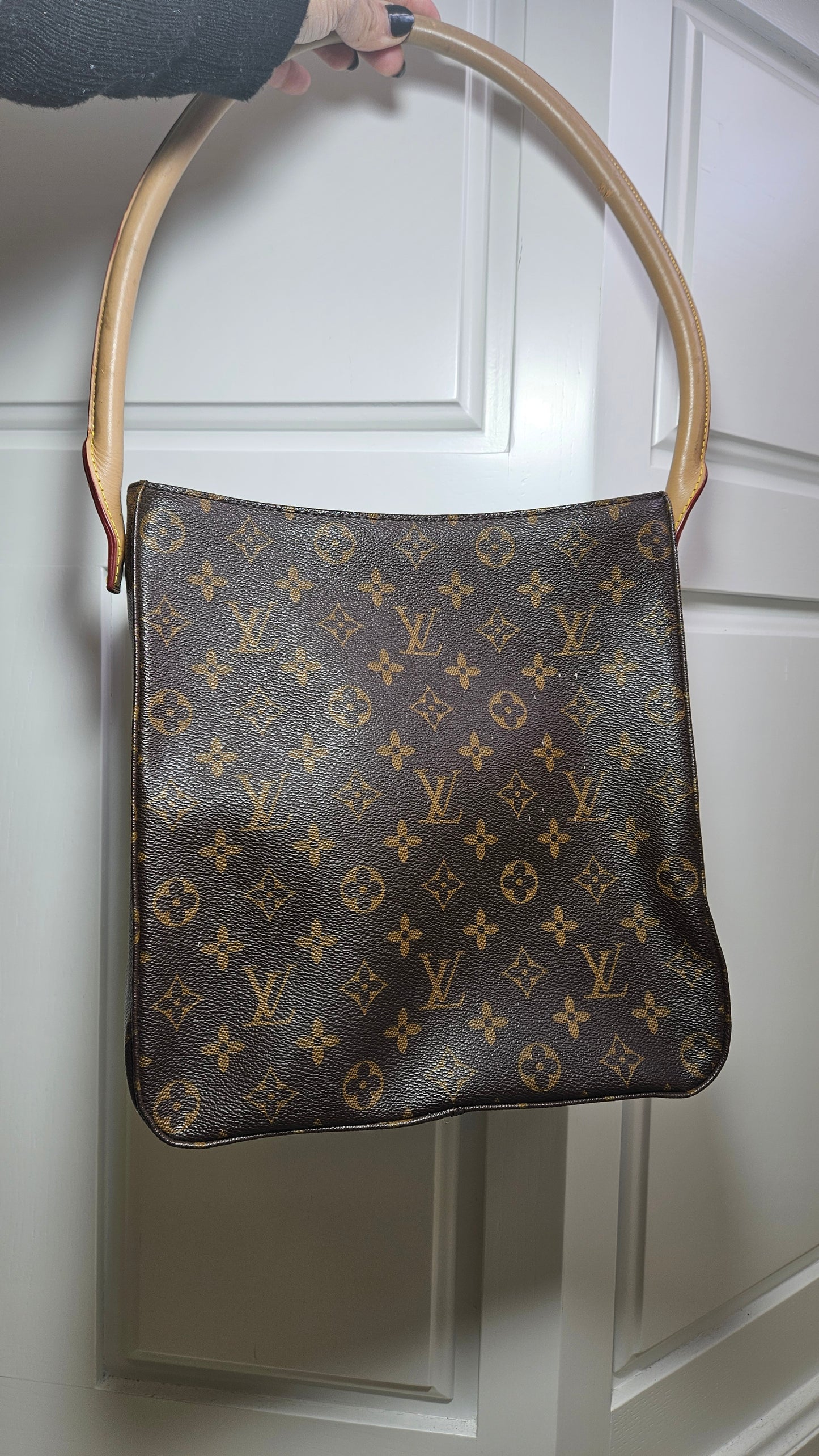 Authentic second hand Louis Vuitton Monogram Looping GM Shoulder Bag M51145 Used