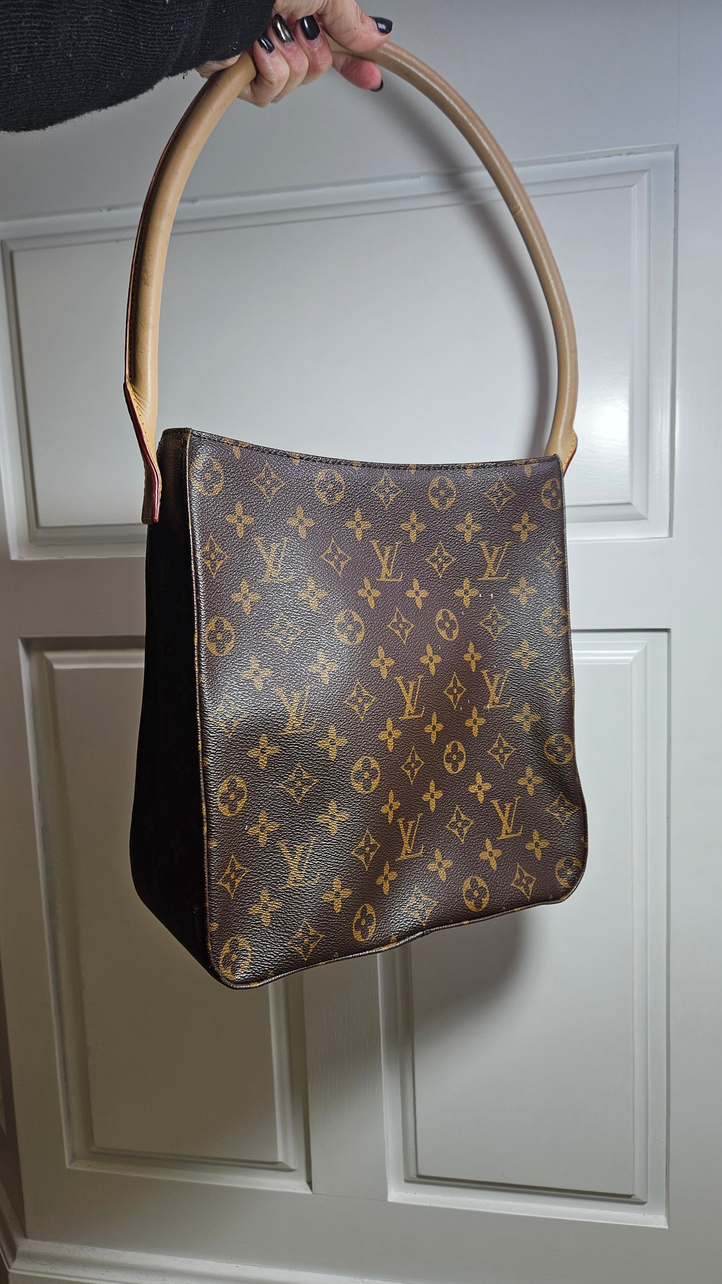 Authentic second hand Louis Vuitton Monogram Looping GM Shoulder Bag M51145 Used