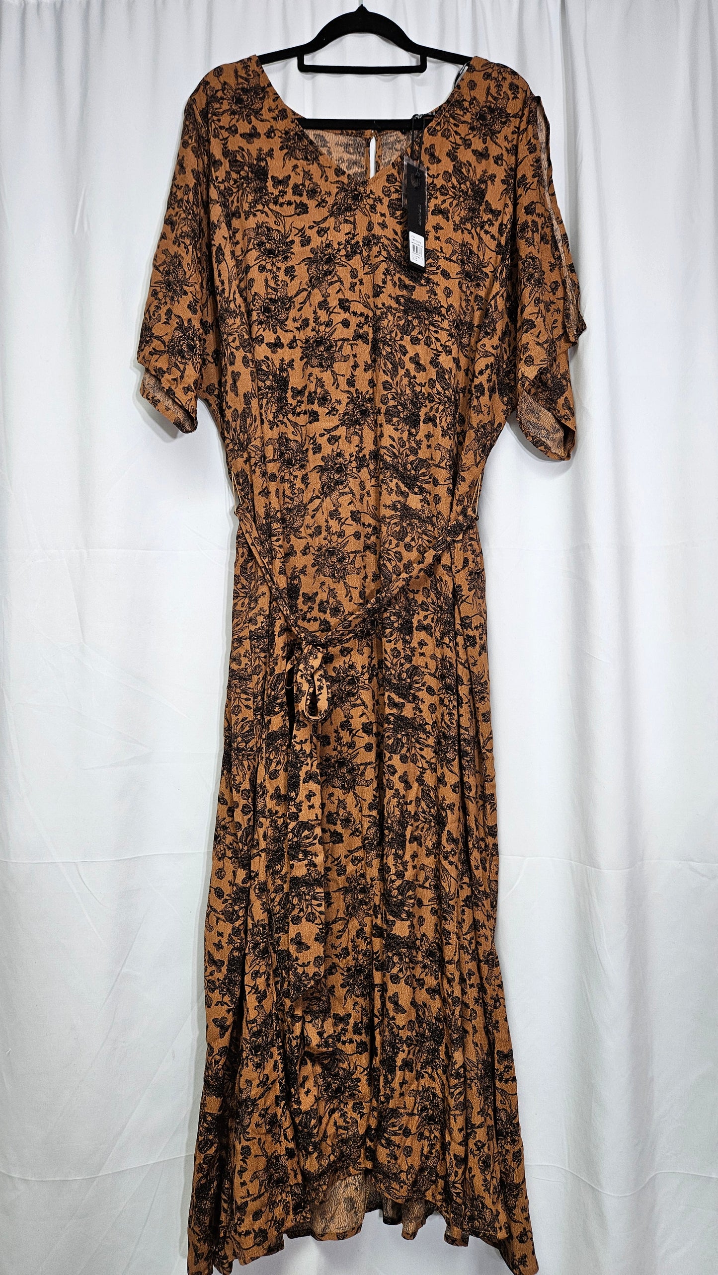 Sweet Harmony Midi Dress Tan curvy Preloved Dress Size 22 brand new