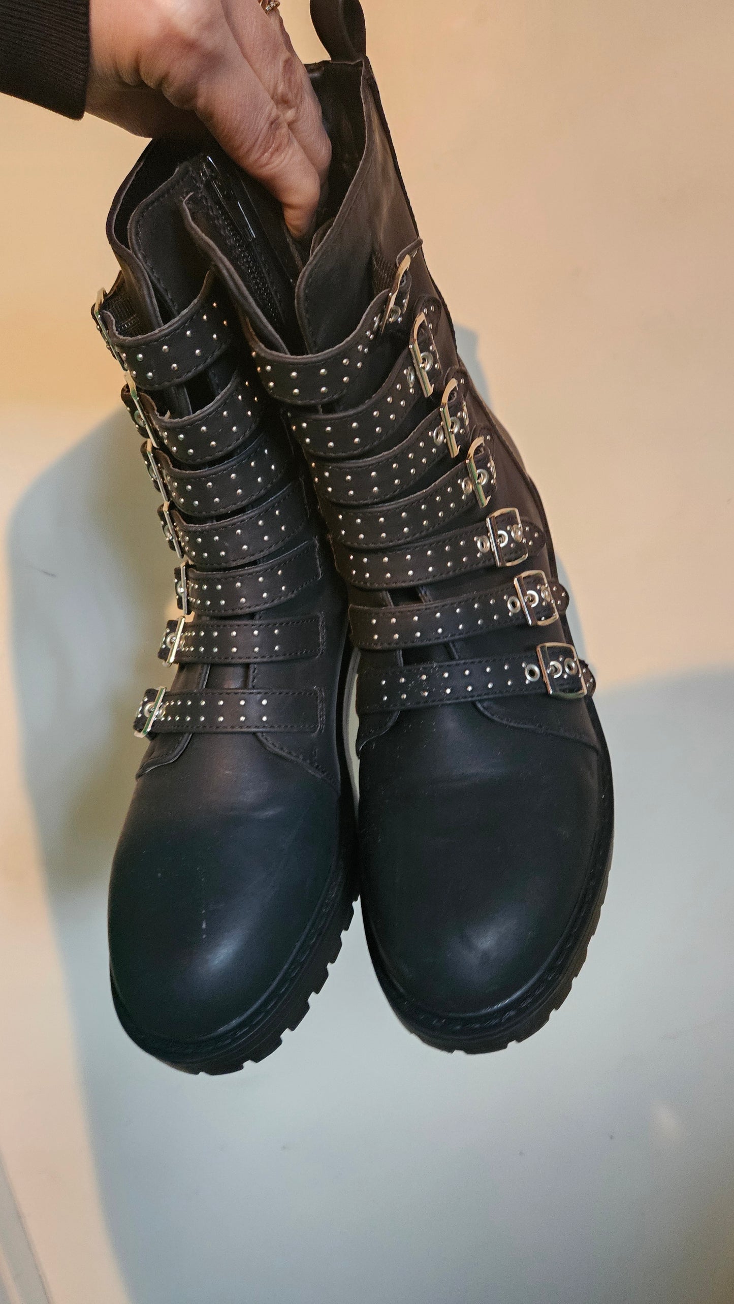 Stunning Black boots – size 38