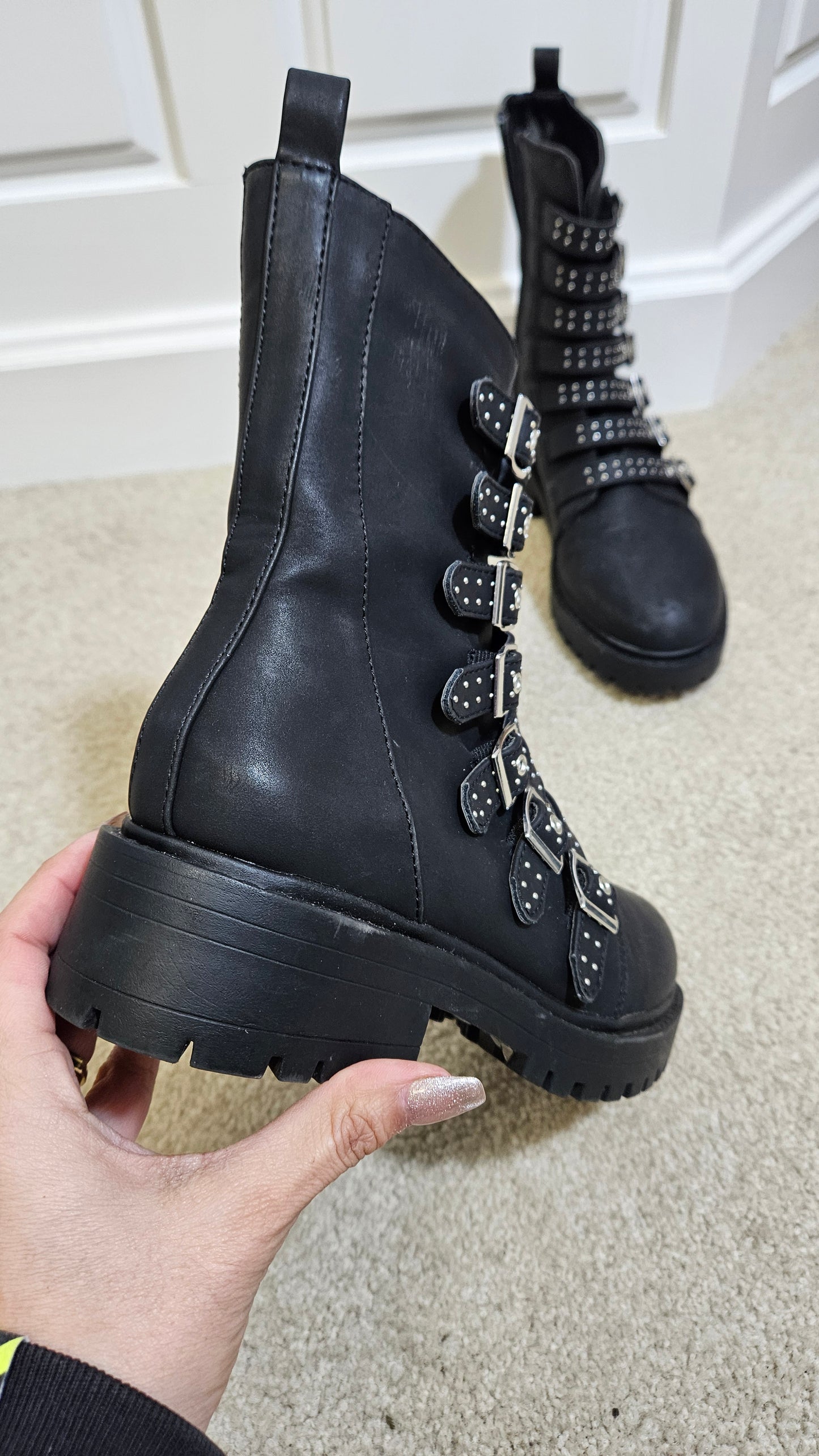 Stunning Black boots – size 38