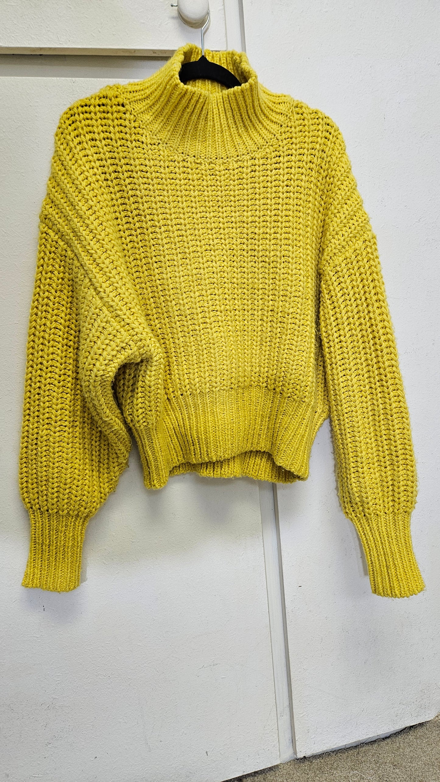 H&M Turtleneck Knit yellow Sweater Size S