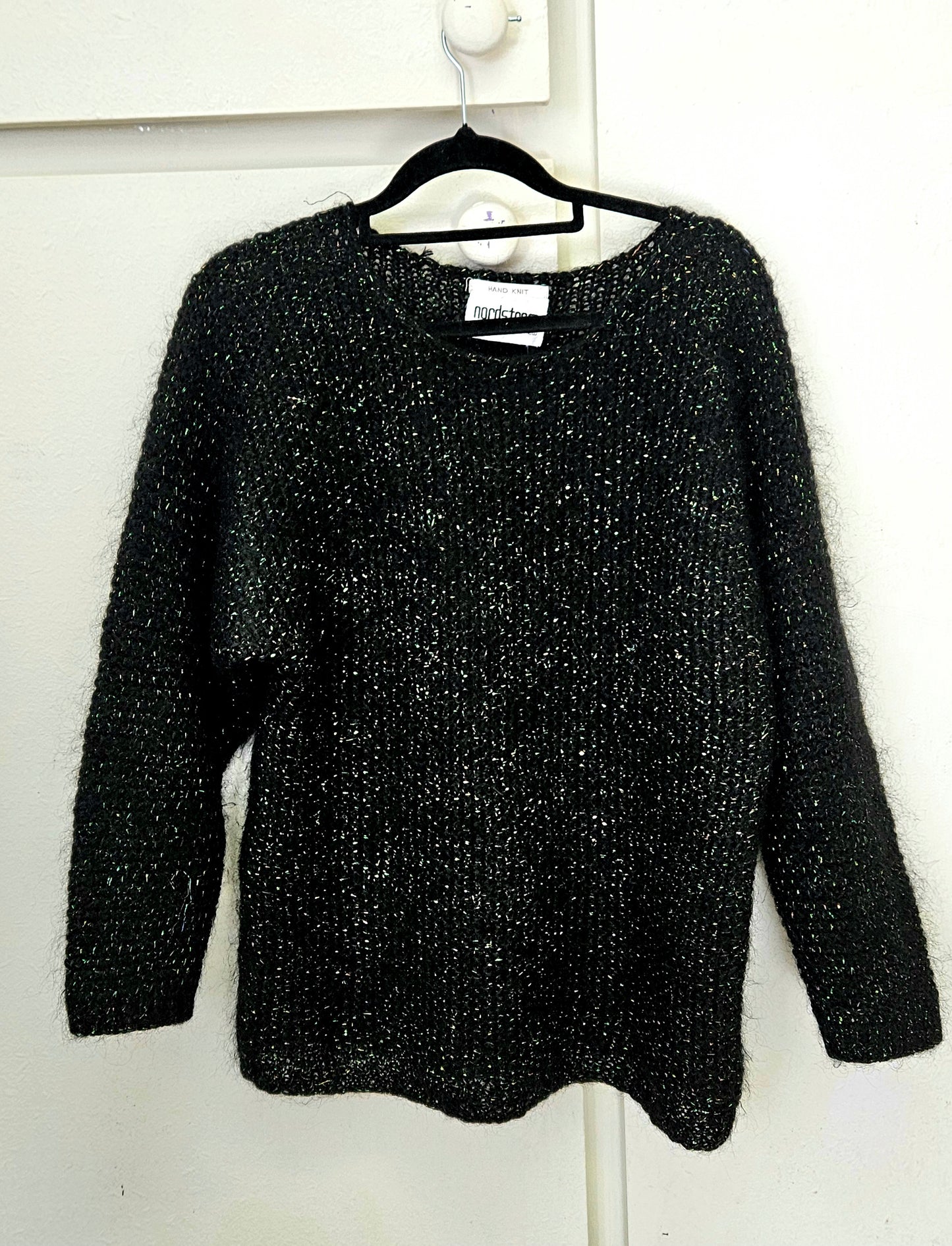 Retro Style: Vintage knit Sweater - crewneck top