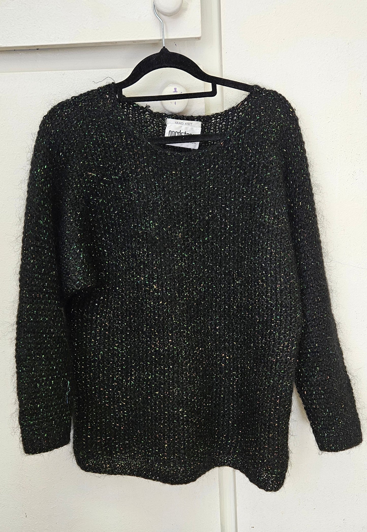 Retro Style: Vintage knit Sweater - crewneck top