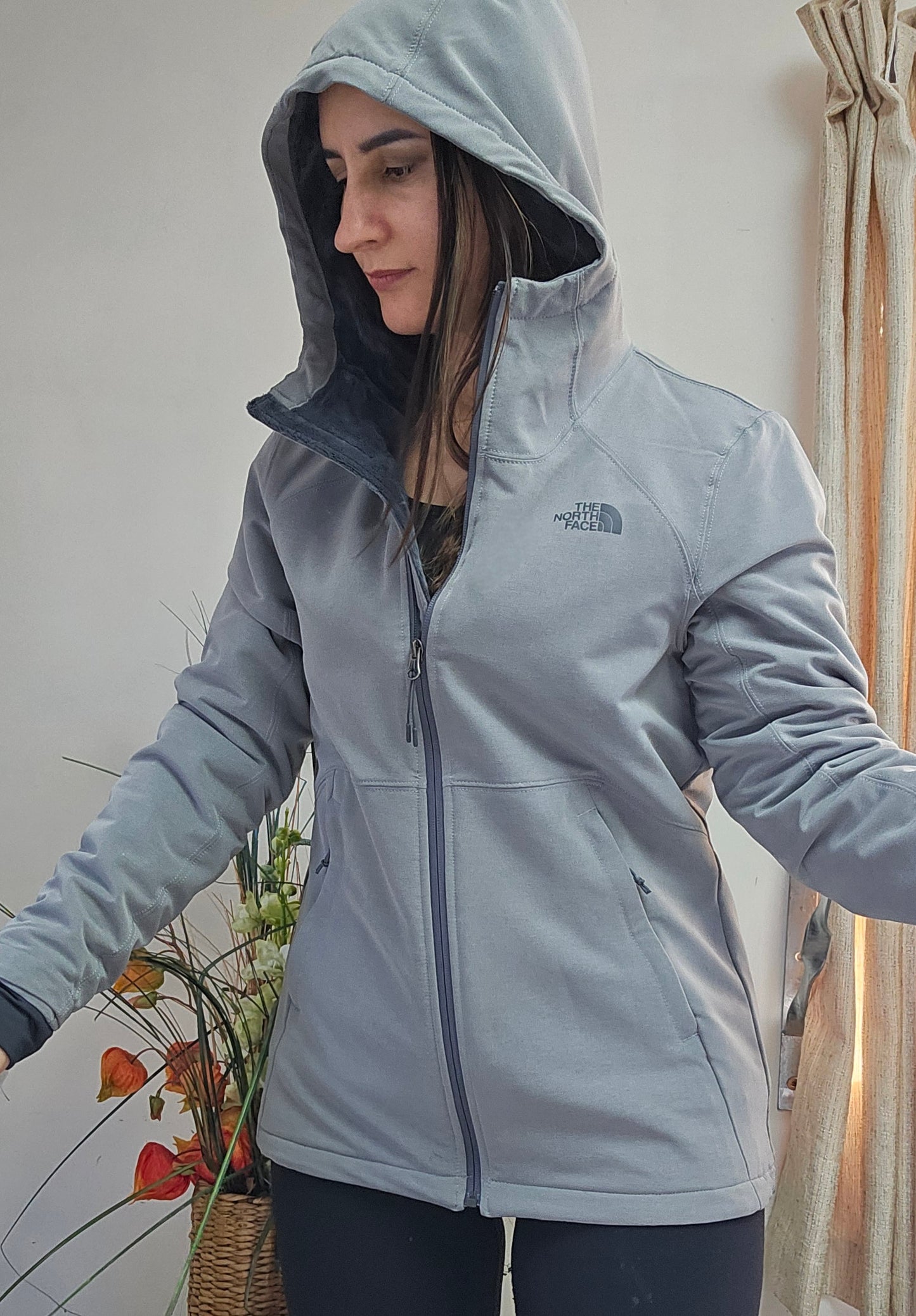 The North Face Womens Grey Hooded Fleece Lined Windwall Jacket Sz M Full Zip