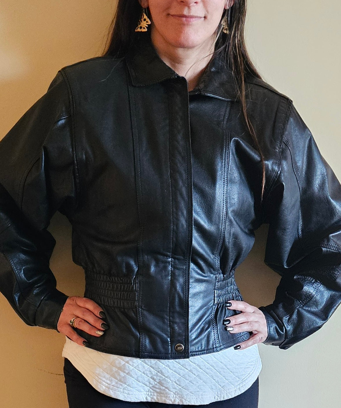 Black leather jacket 80s cropped style