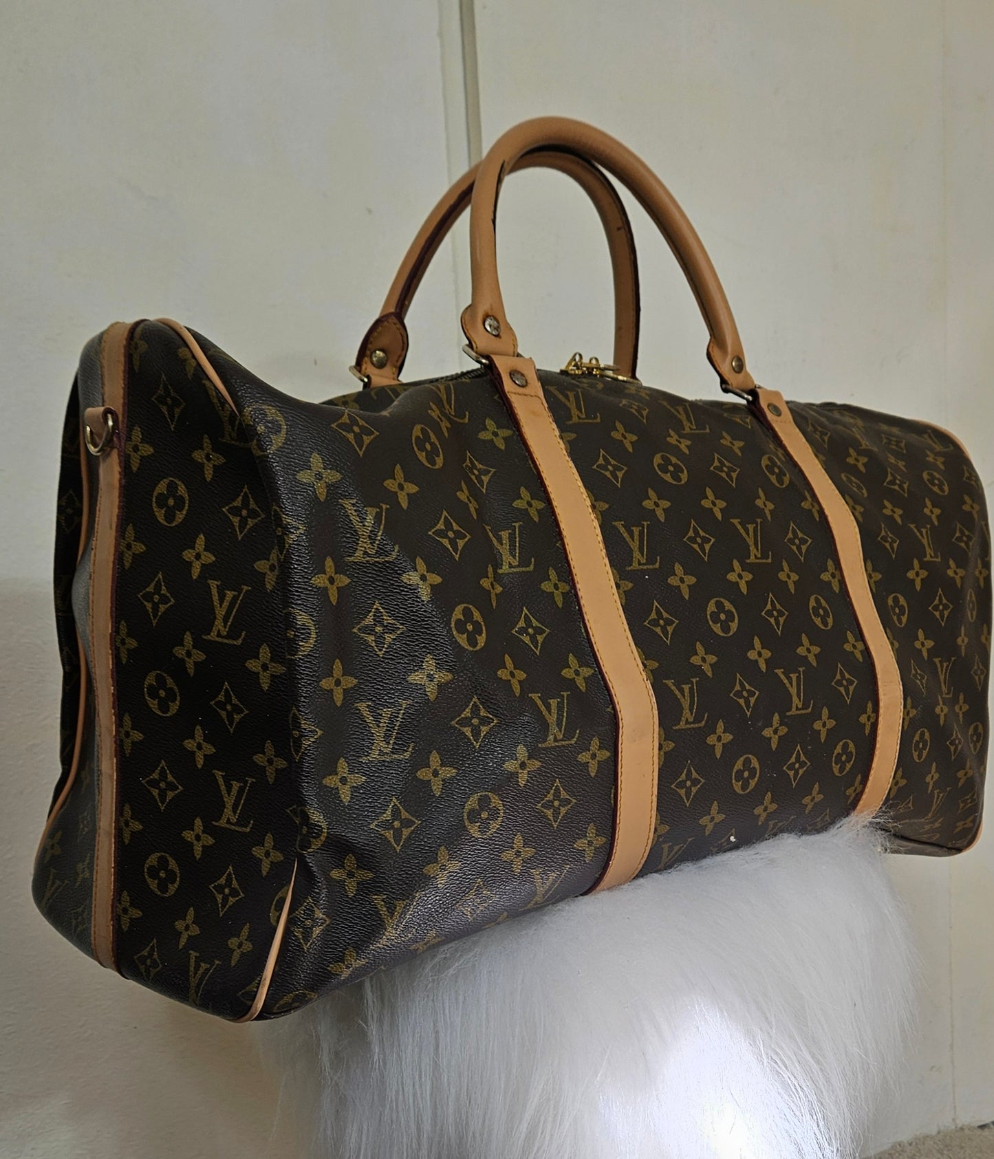 Second hand Louis Vuitton Monogram hand Bag