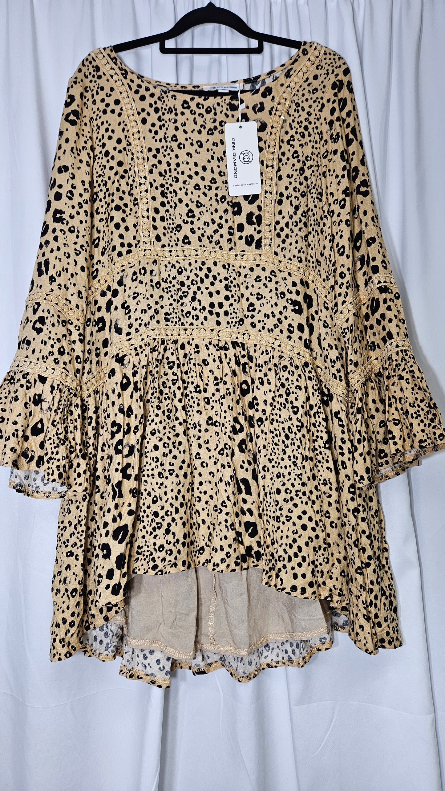 Pink Diamond Casual Leopard Dress Size M Womens Beige Black Dots Long Sleeve - Short Dress - Mini Dress