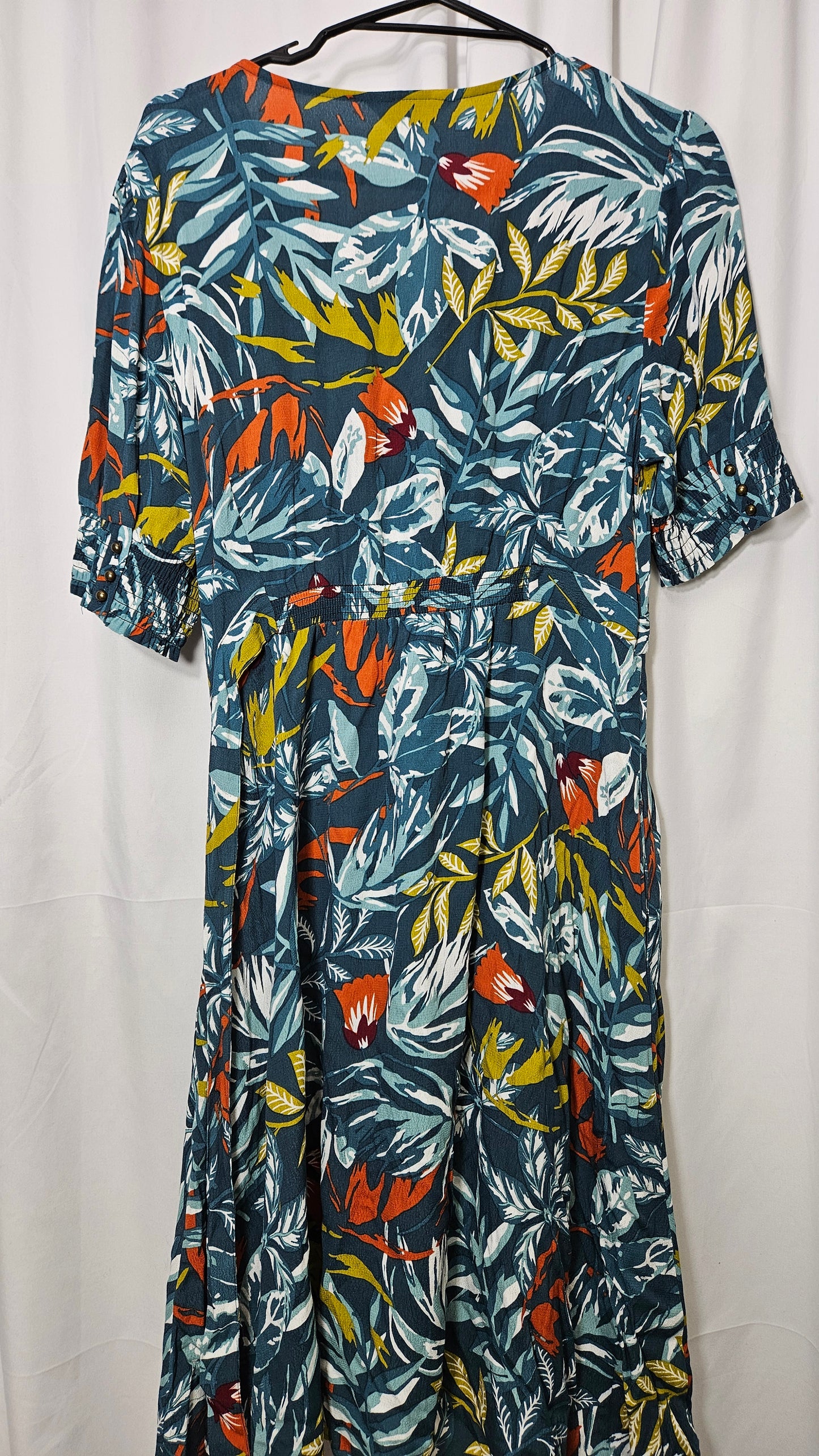 Capture floral Midi Dress - Size 14- Preloved dress