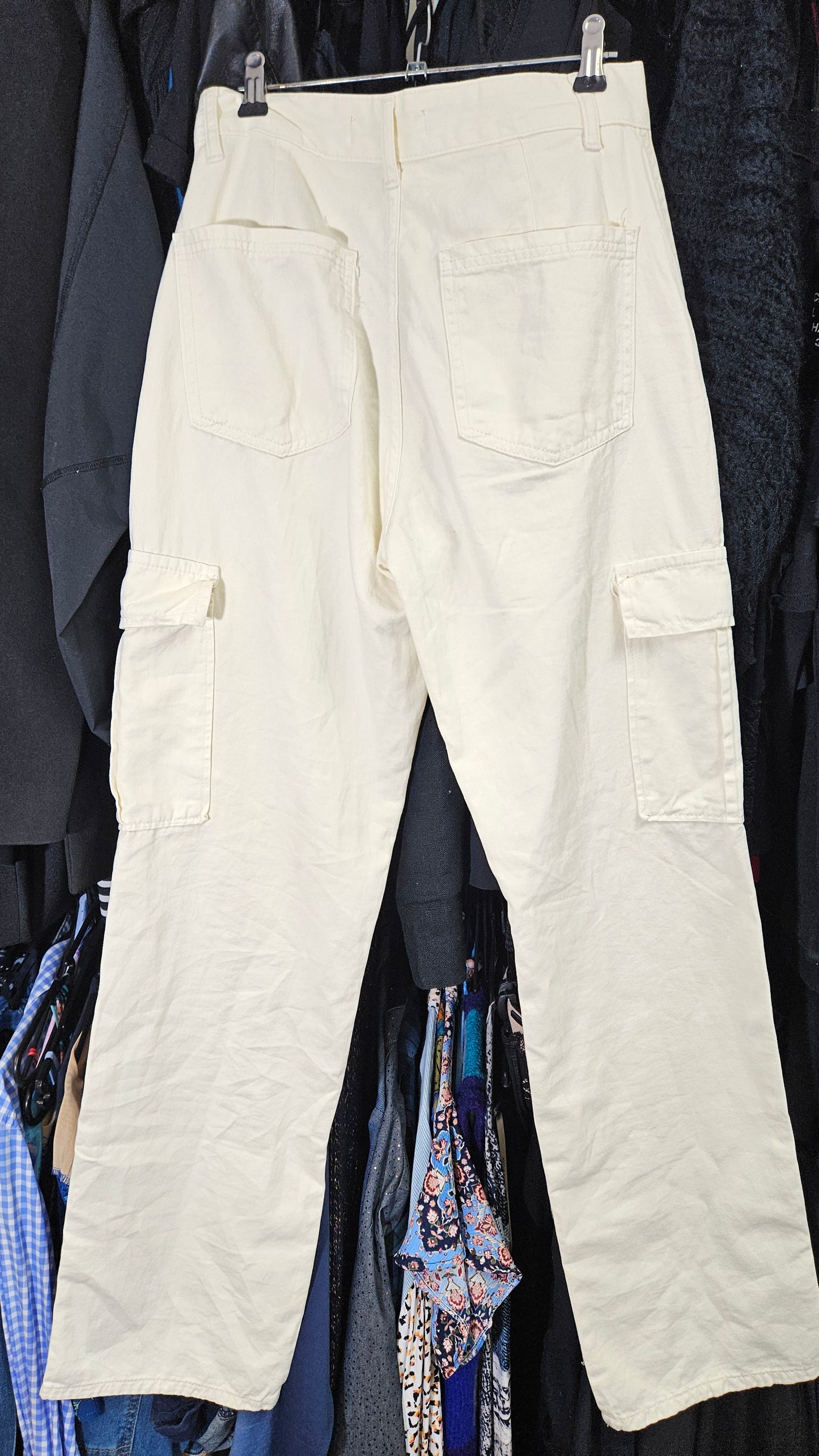 Baggy fit Cargo Pants - Trousers in Bone Size Small