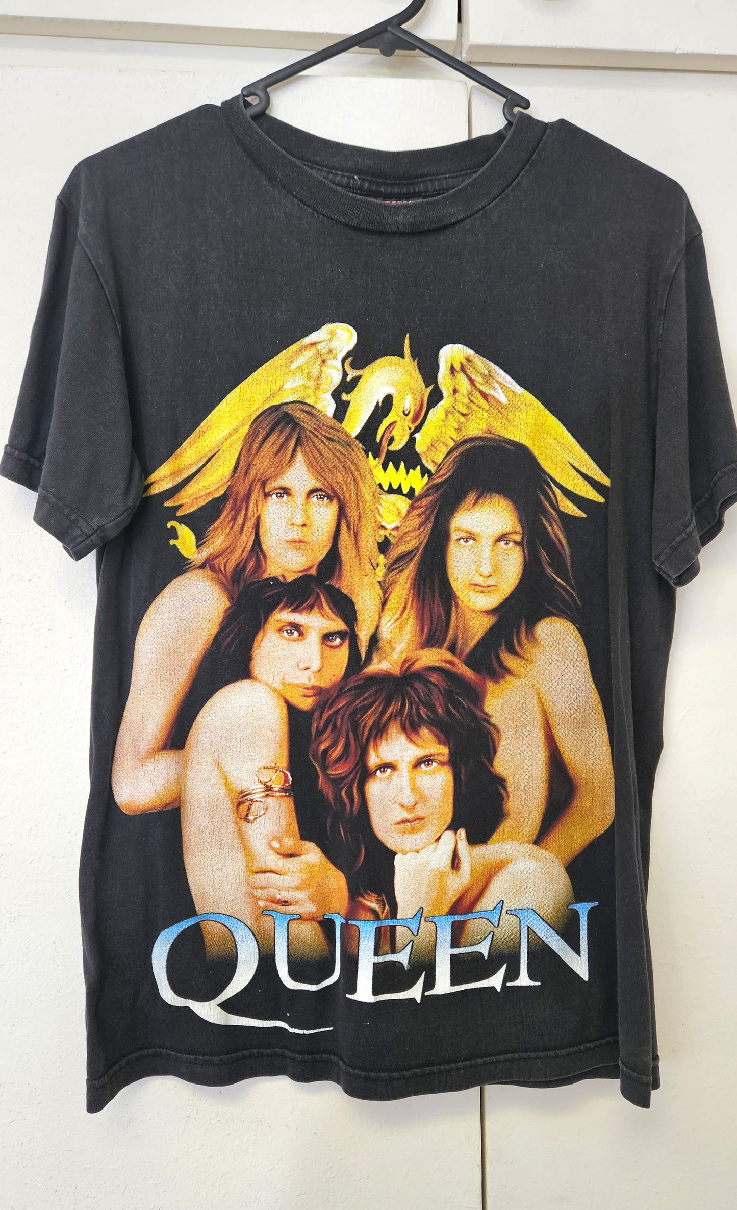 Queen band T-Shirt Tee Top second-hand find