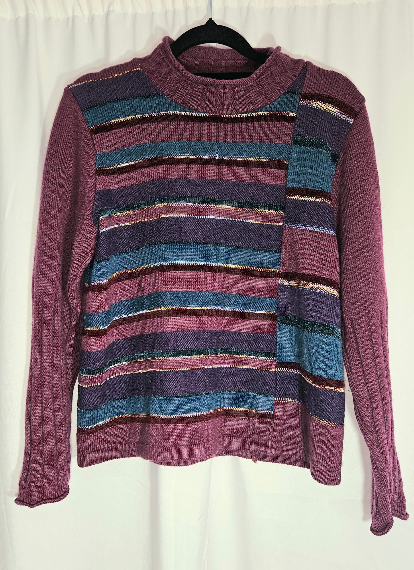 Gorgeous vintage pullover top - turtle neck sweater