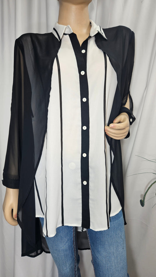 White Blouse Tunic Top with Black Accent - Cut Sleeves Shirt Second-Hand shirt