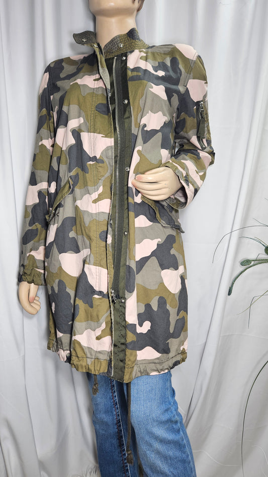 Preloved H&M Parka Jacket-Coat Size - Army-Inspired Style