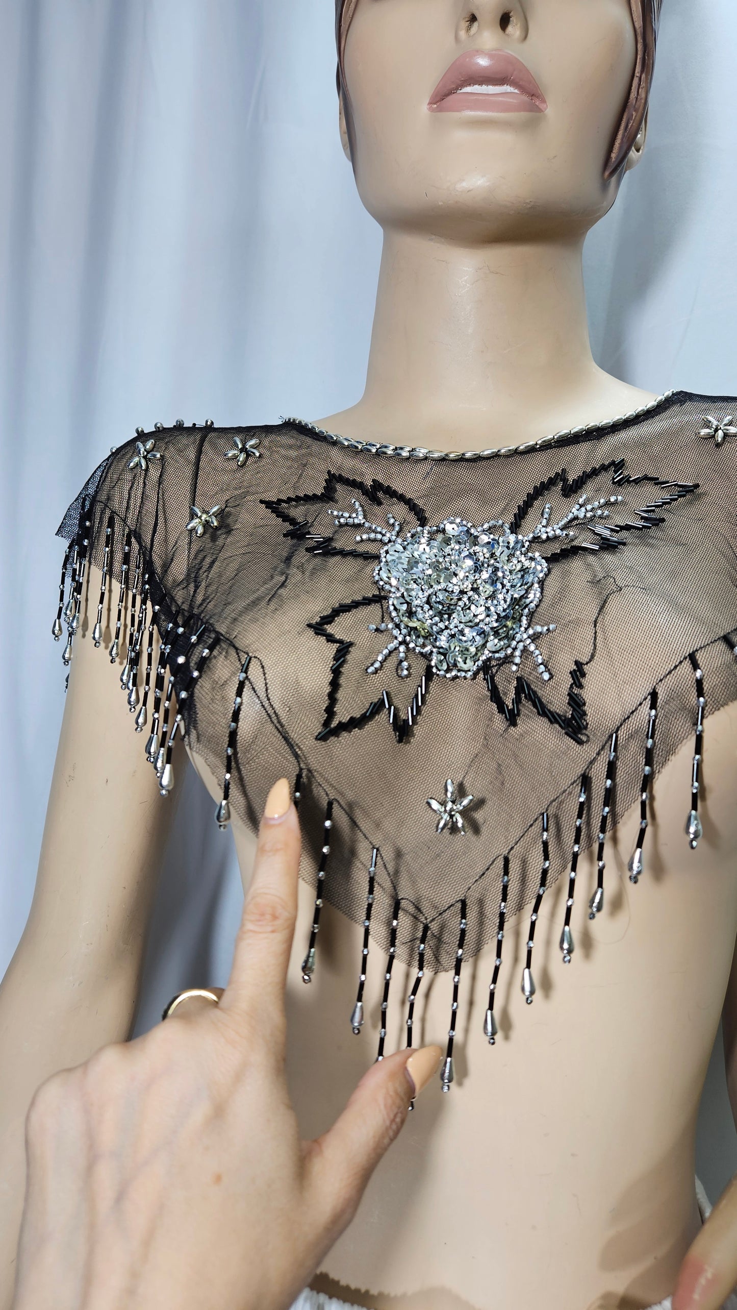 Vintage beaded capelet, victorian style - Top