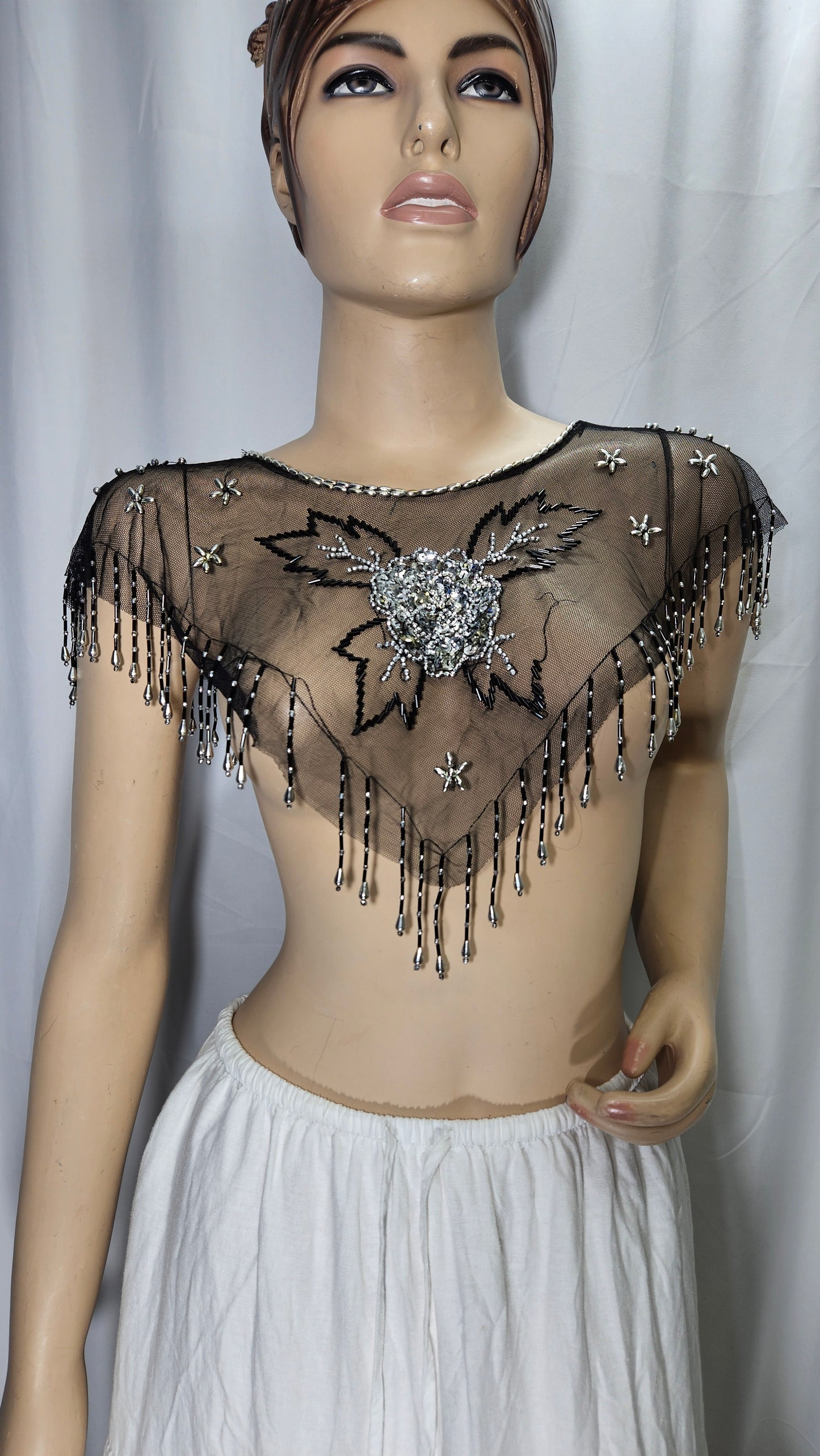 Vintage beaded capelet, victorian style - Top