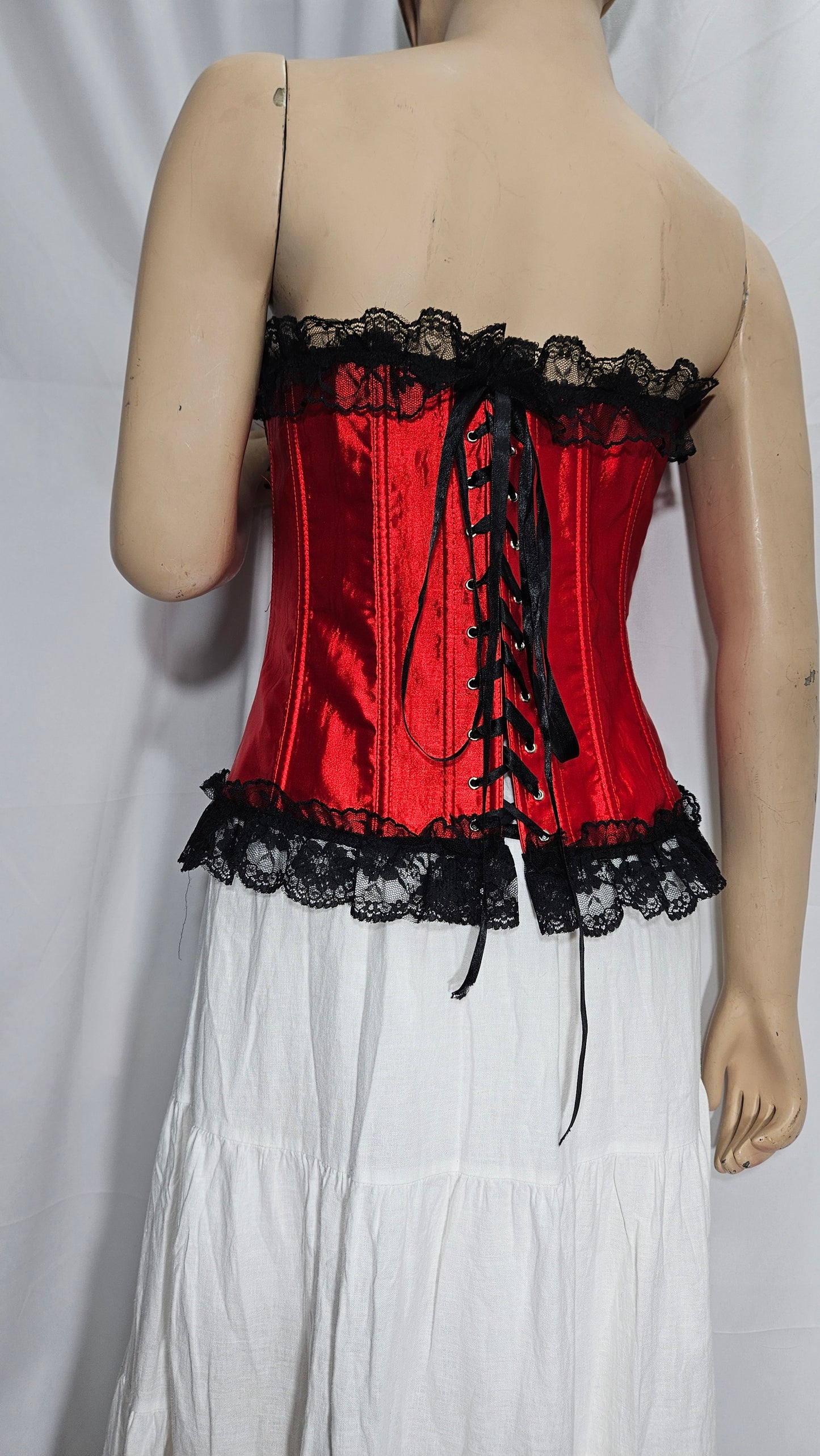 Red & Black Corset - Retro style