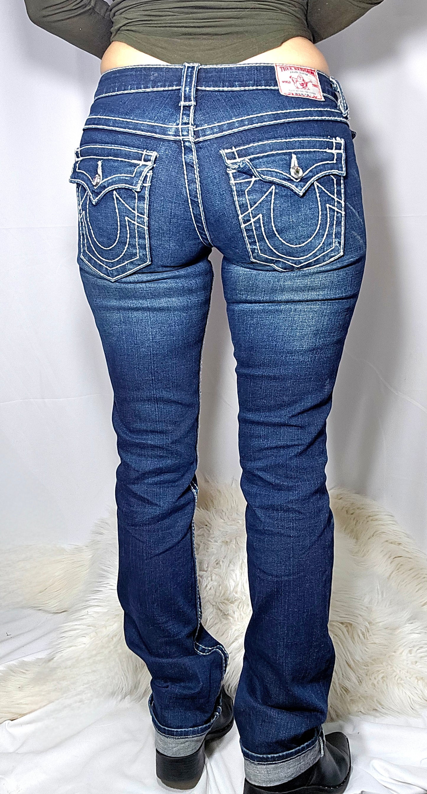 Rare find! Size 27 Stunning True Religion pants - Wome's Jeans Authentic Y2K Vintage True religion low rise Denim jeans