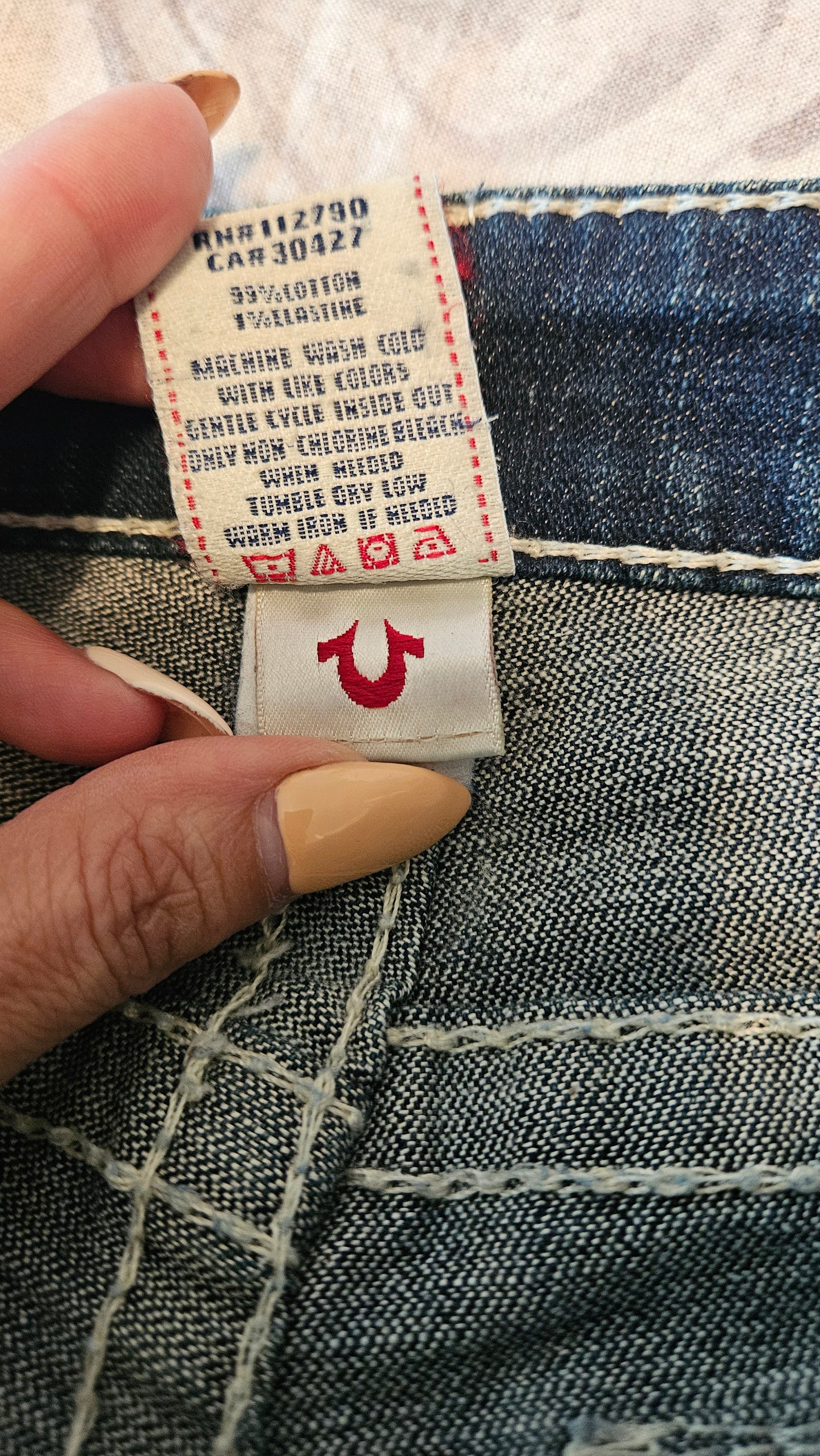 Rare find! Size 27 Stunning True Religion pants - Wome's Jeans Authentic Y2K Vintage True religion low rise Denim jeans