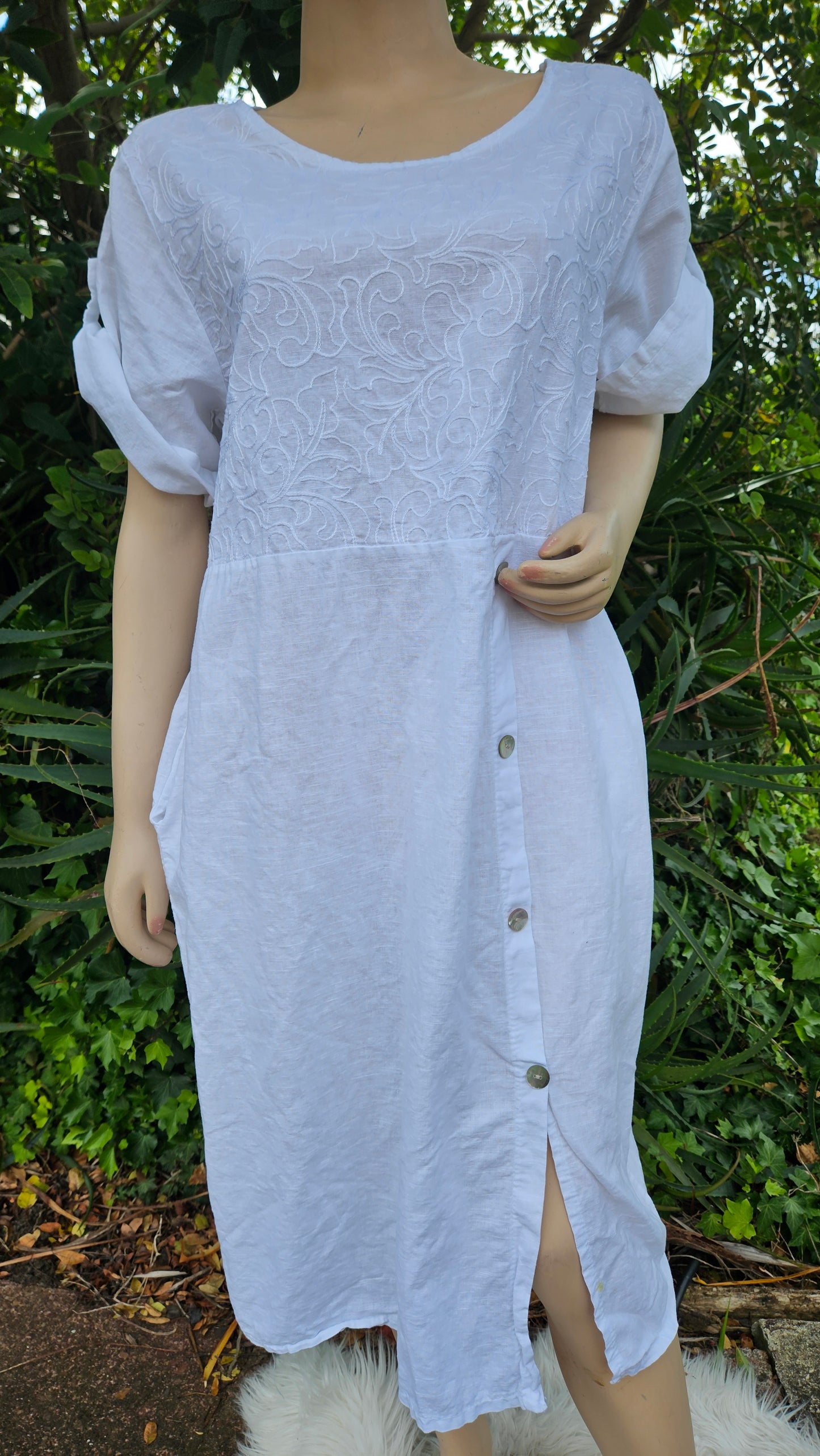 Linen & cotton Cut Out white Dress Women Preloved dress