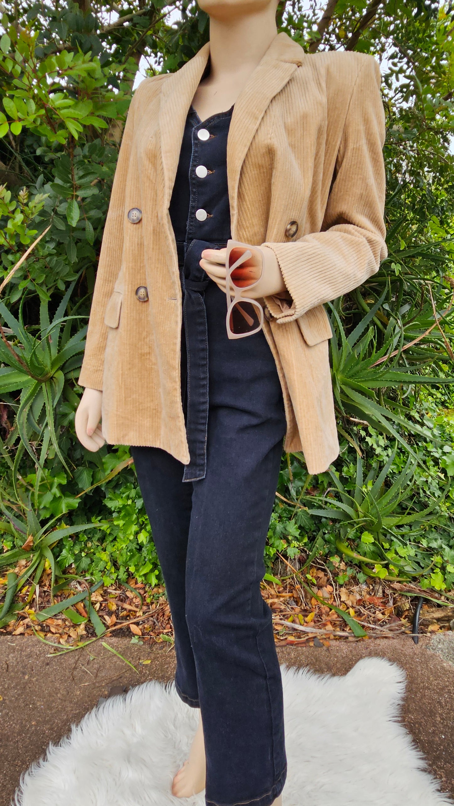 Stunning preloved H&M Corduroy Blazer Tan Jacket