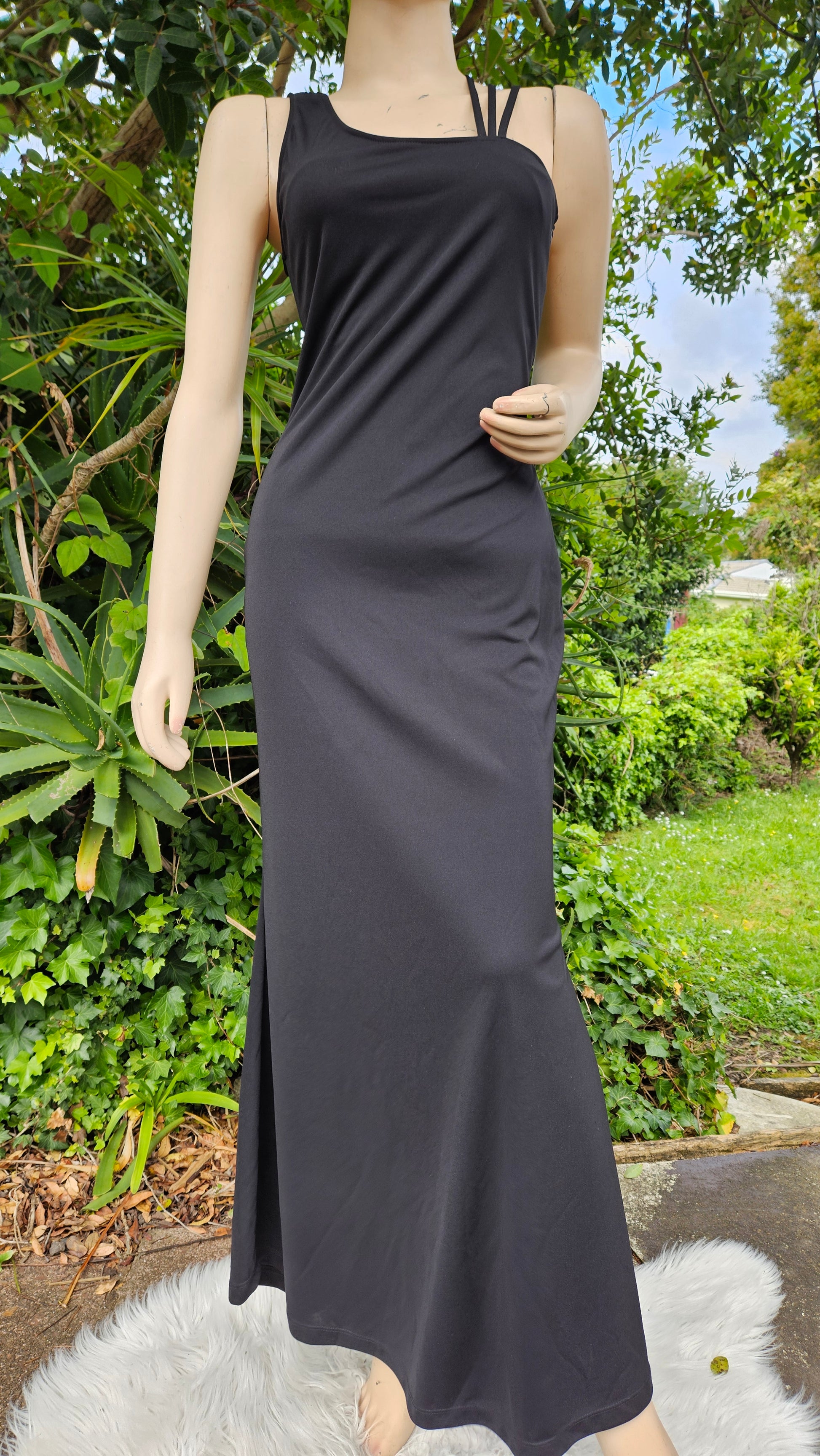 Stunning Evening Dress - black dress - American dress paothriftnz Stunning Evening Dress - black dress - American dress paothriftnz