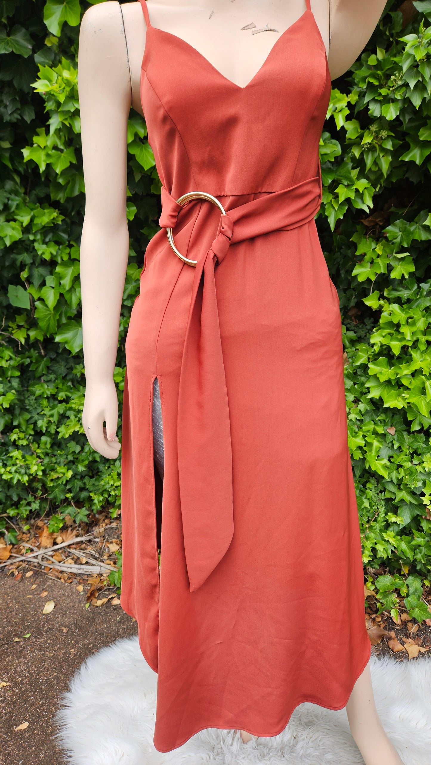 Voltaire Cocktail dress
Shona Joy. Rust Dress