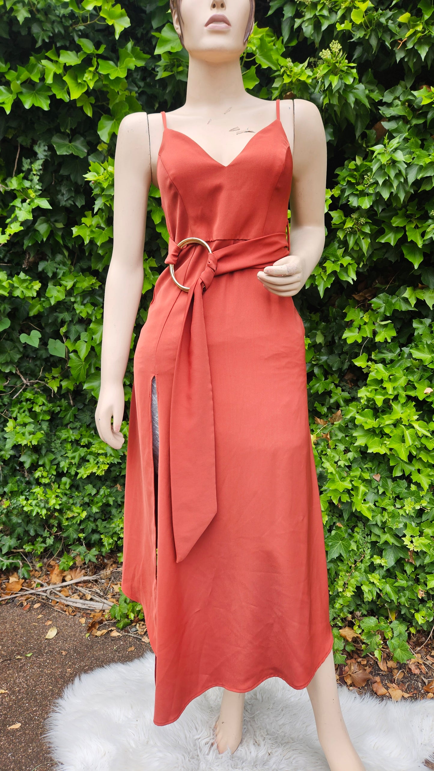 Voltaire Cocktail dress
Shona Joy. Rust Dress