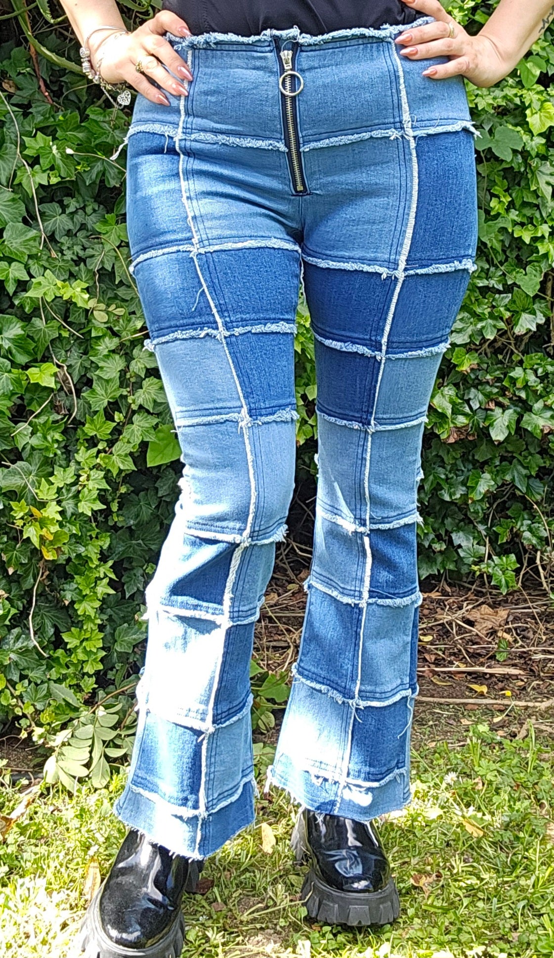 Rare find! Delia's Women's Blue Jeans Wome's Jeans Authentic Y2K Vintage True religion low rise Denim jeans