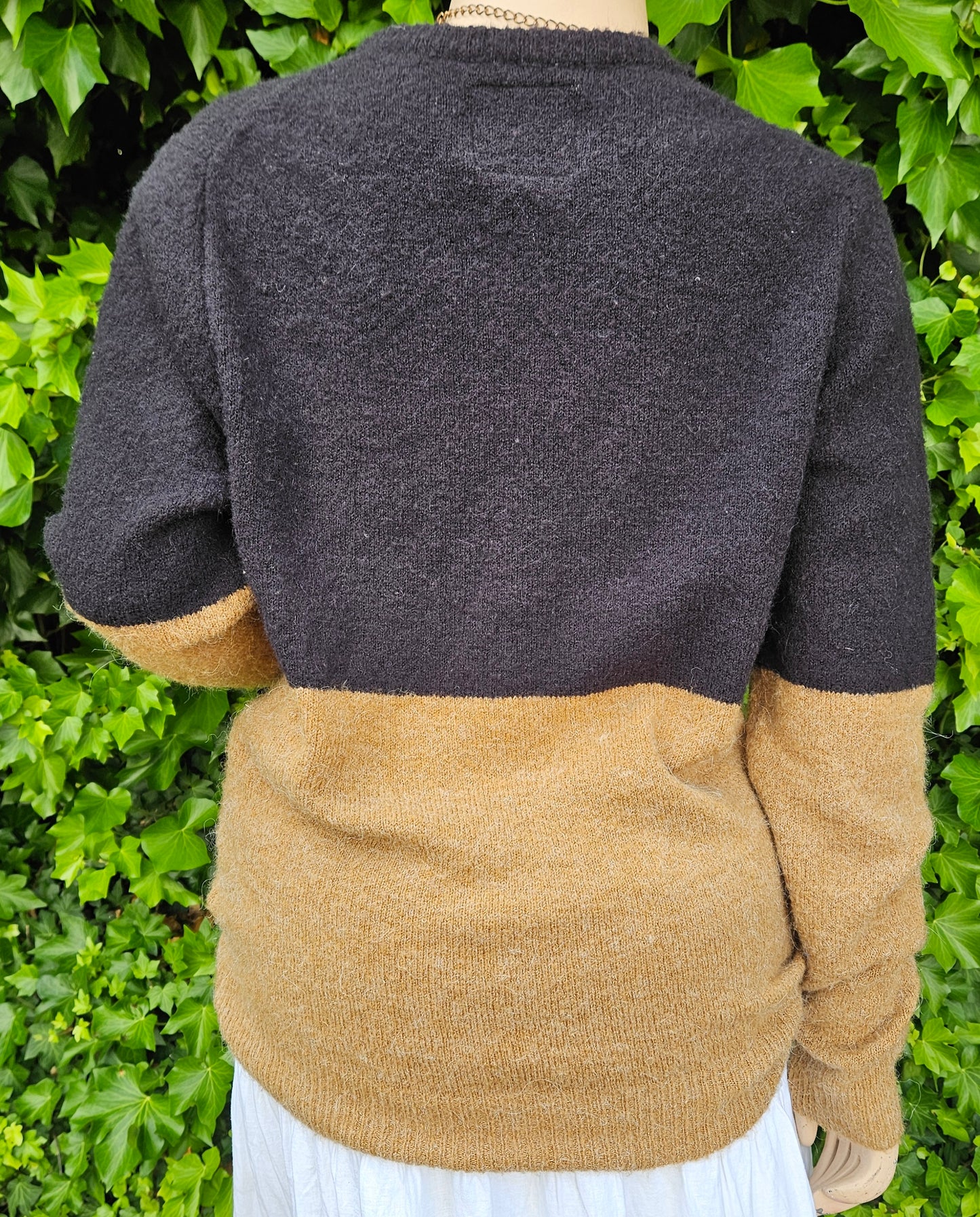 Beautiful Absent crewneck sweater