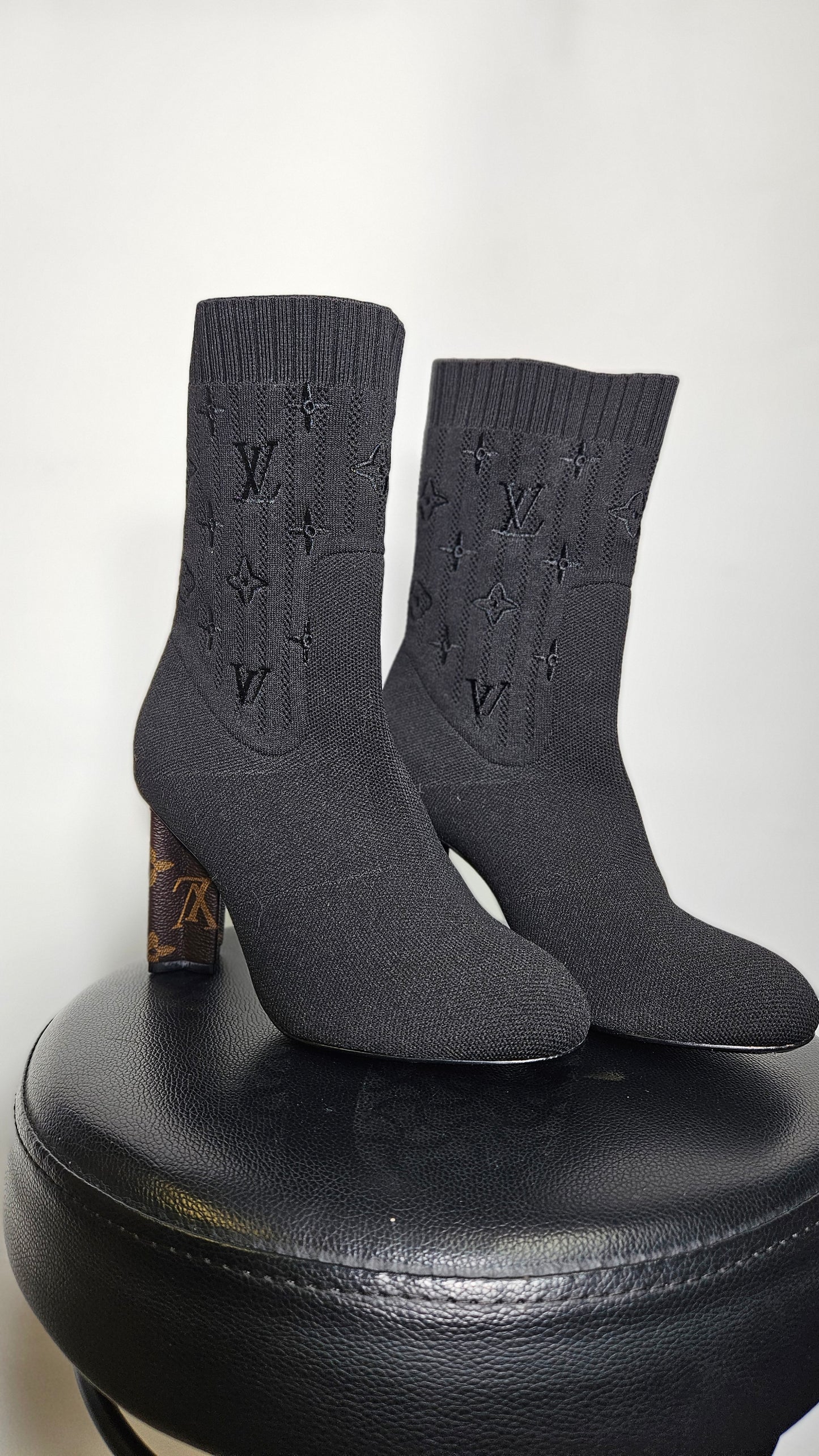 Louis Vuitton inspired Boots Silhouette Ankle Boots Stunning Louis V. Ankle Boots Size 38.