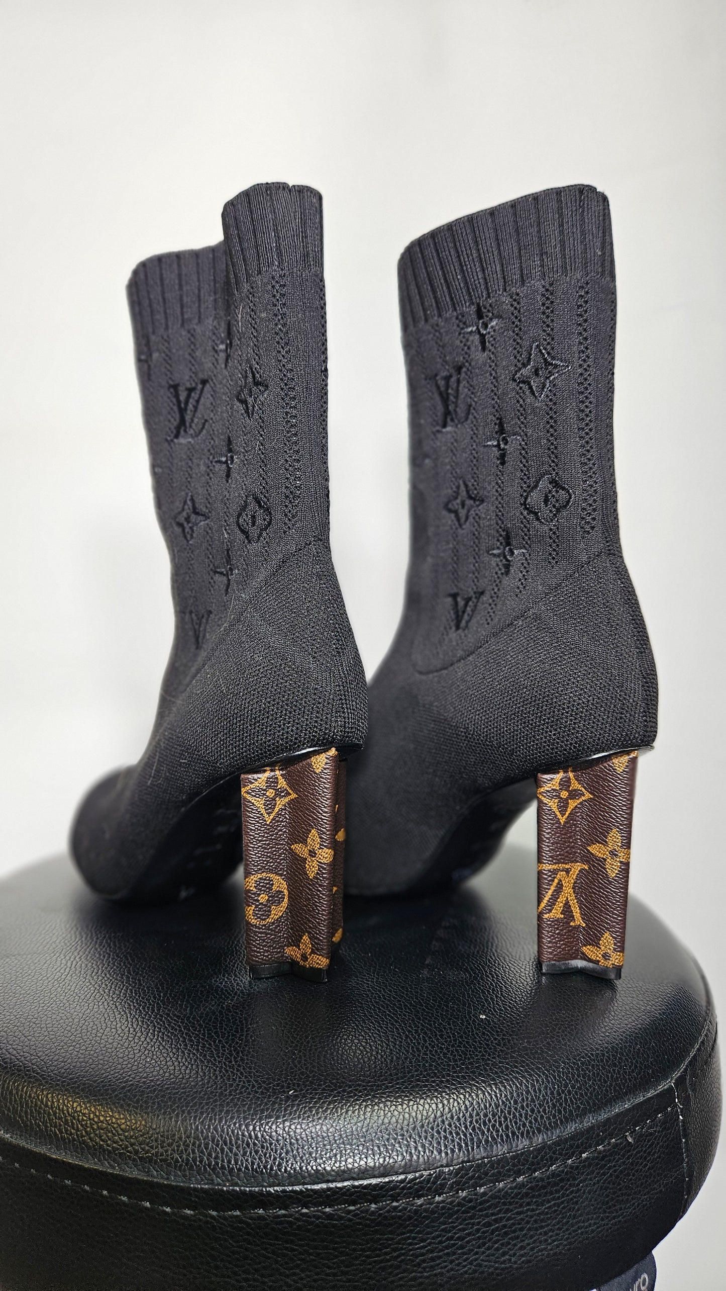 Louis Vuitton inspired Boots Silhouette Ankle Boots Stunning Louis V. Ankle Boots Size 38.