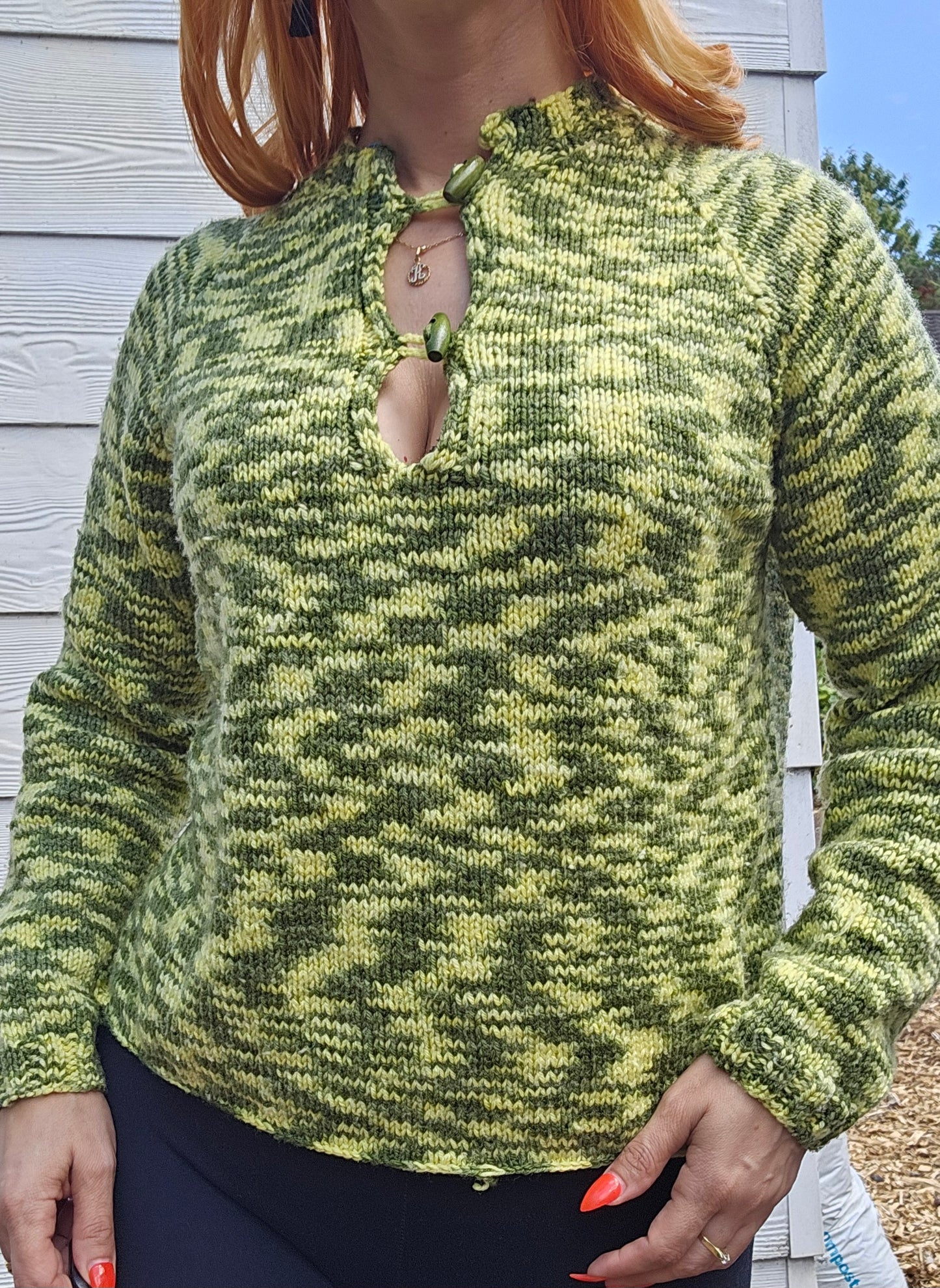 Gorgeous Vintage Pullover Top - Sweater