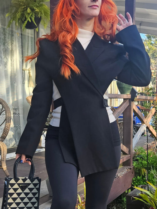 Stunning backless Blazer